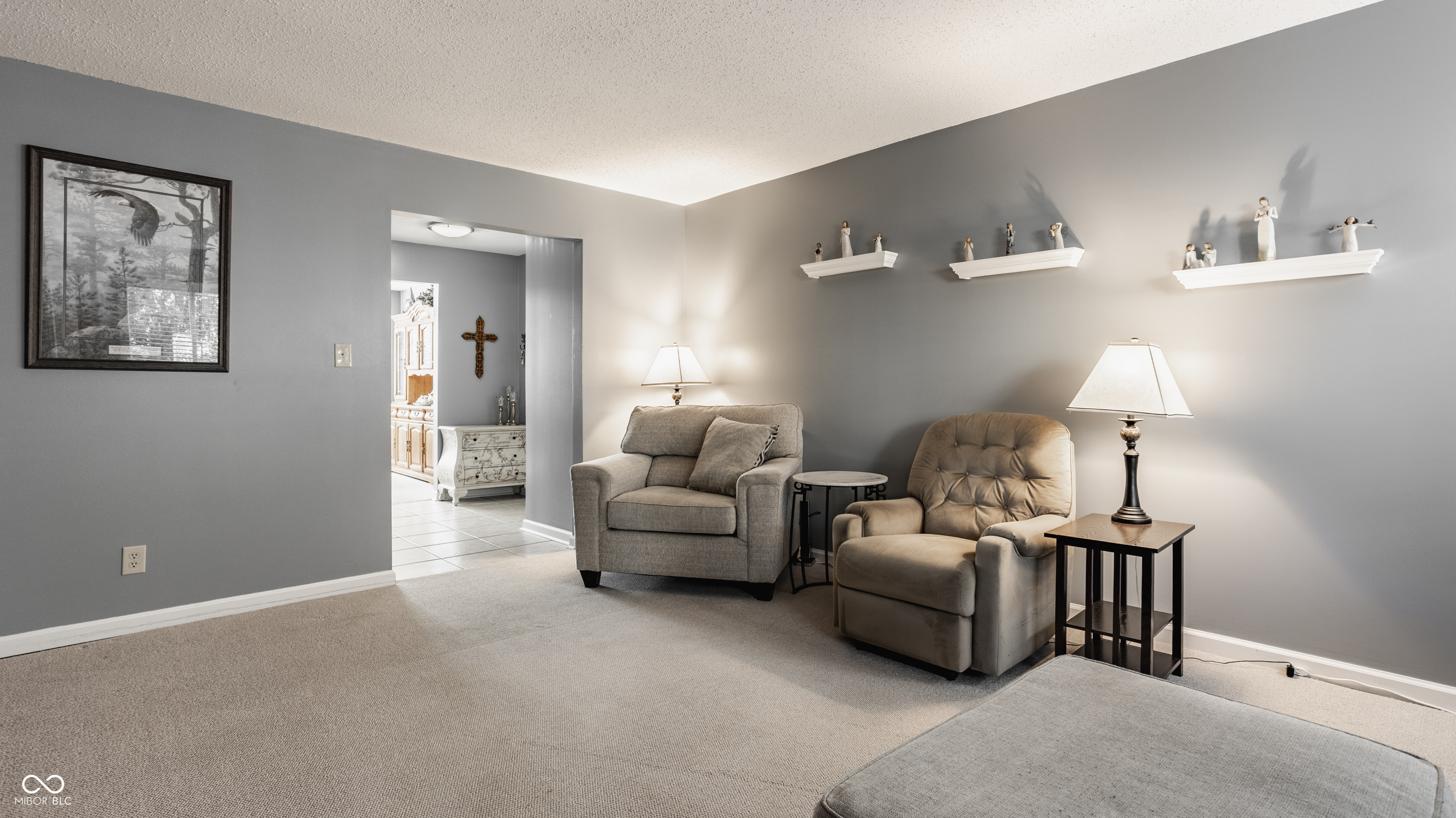 584 E Hunters Drive Unit: B