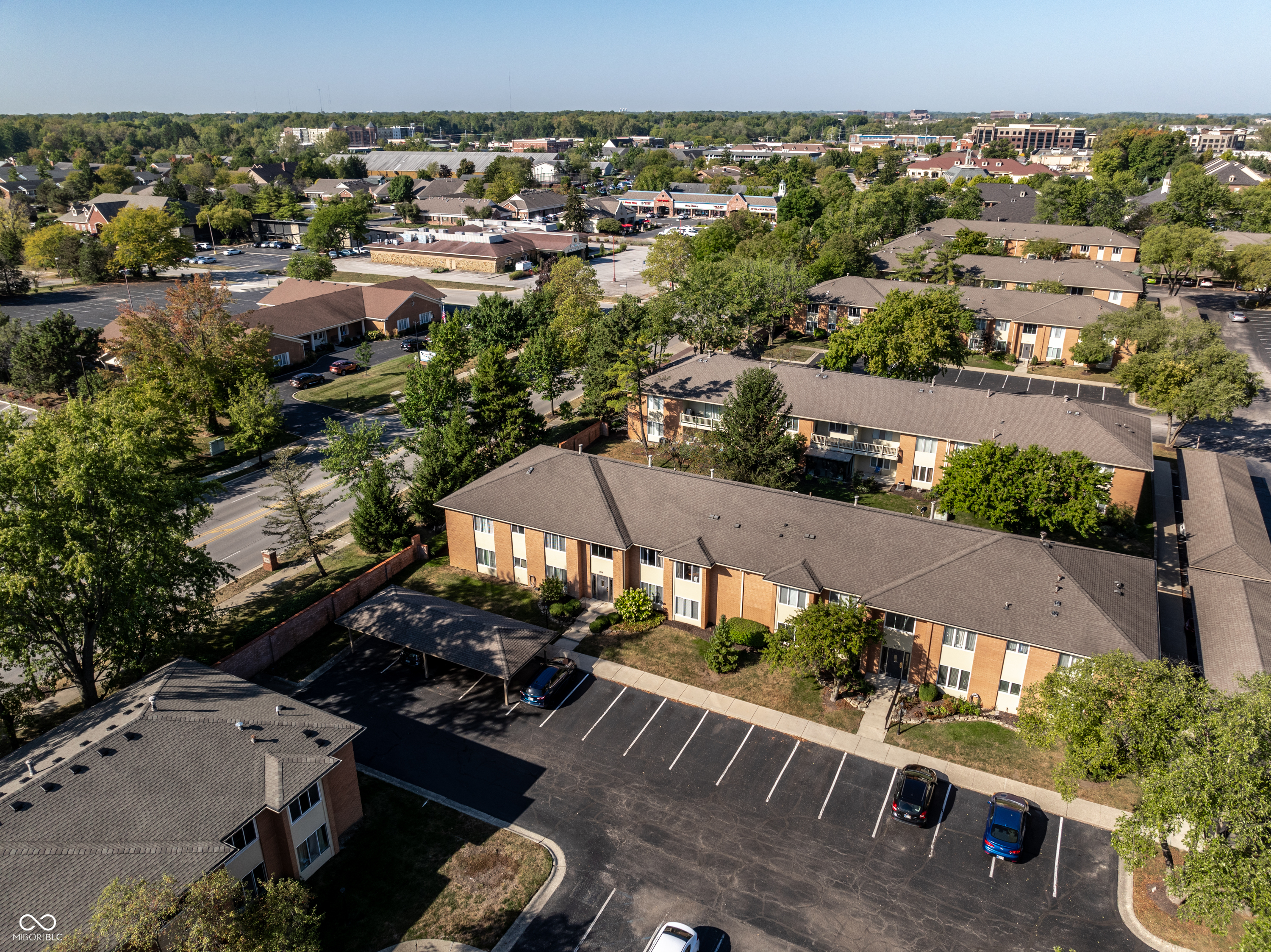 584 E Hunters Drive Unit: B