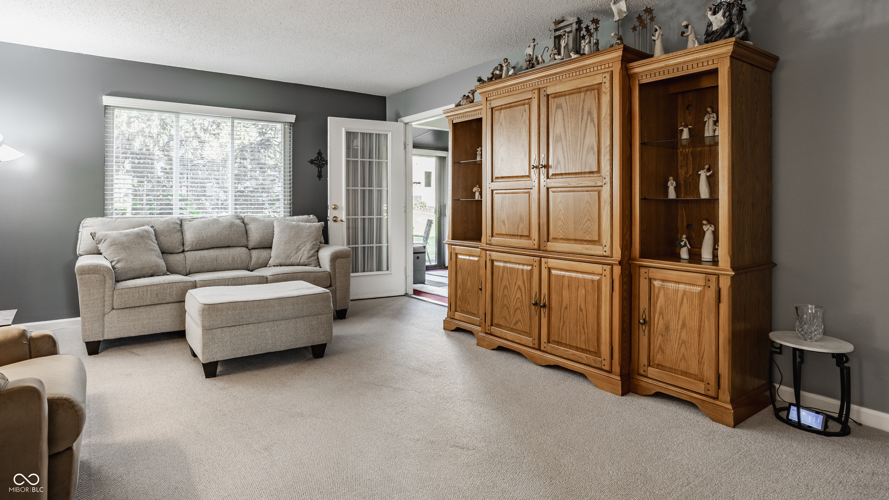 584 E Hunters Drive Unit: B