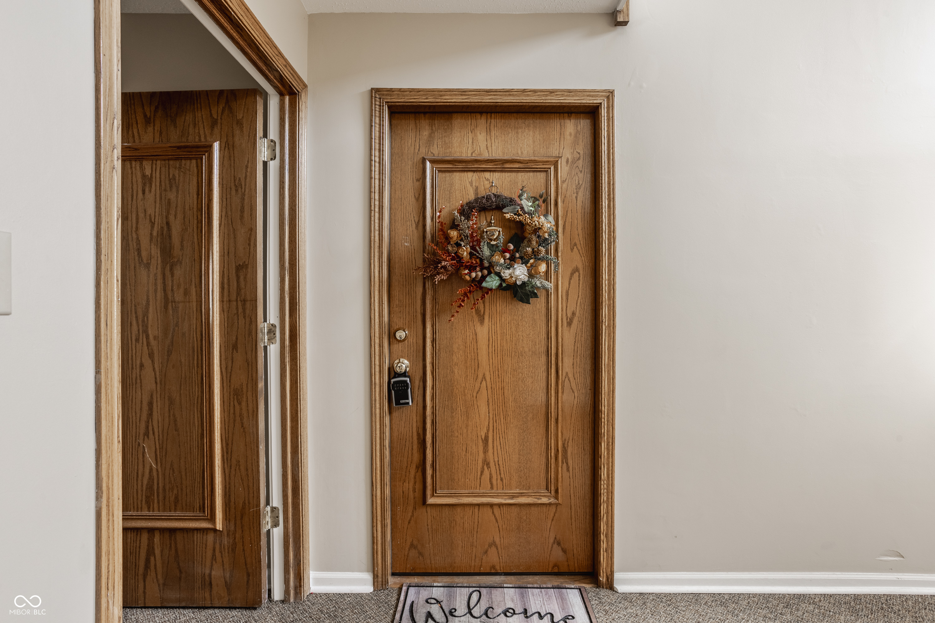 584 E Hunters Drive Unit: B