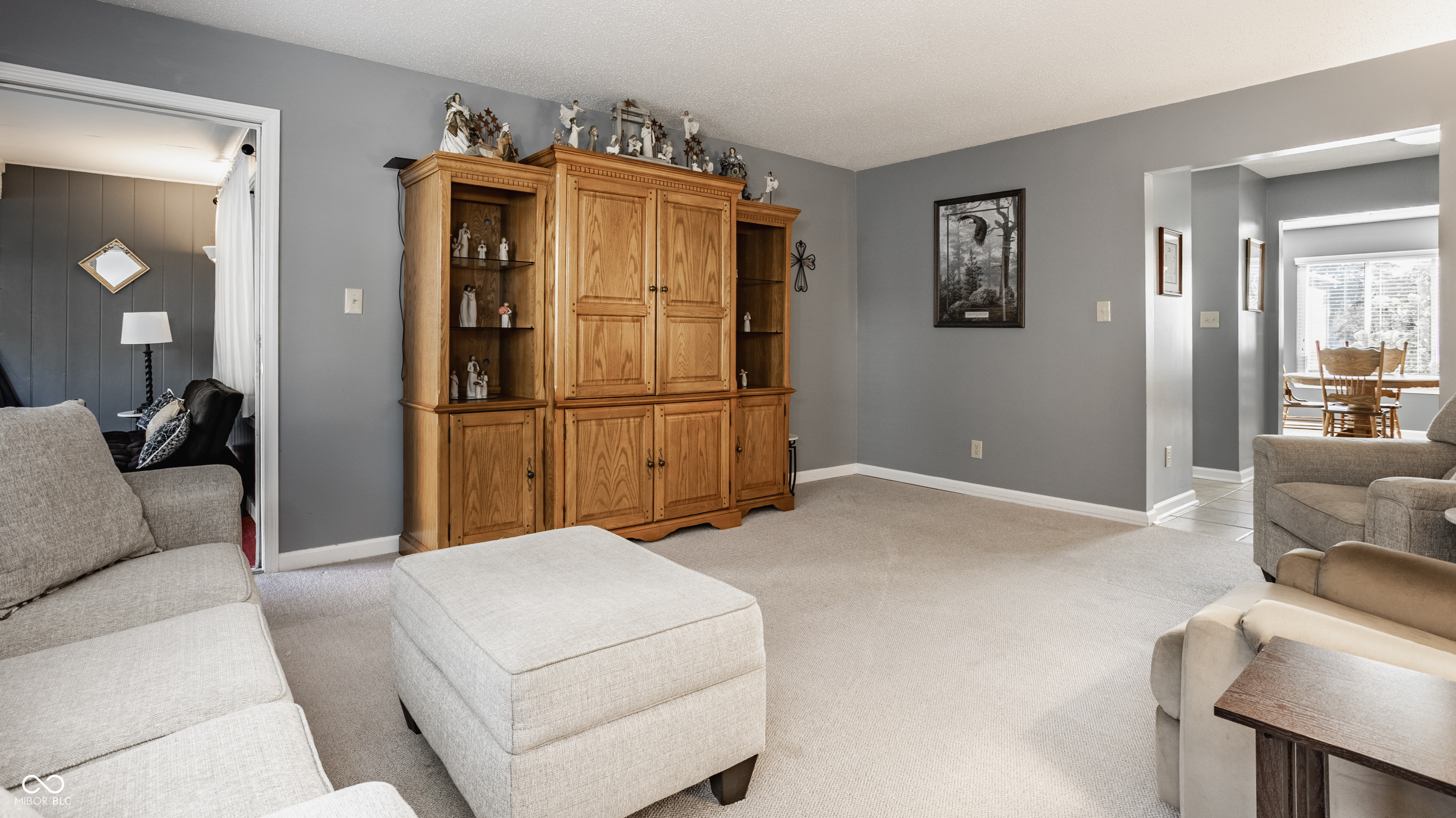 584 E Hunters Drive Unit: B