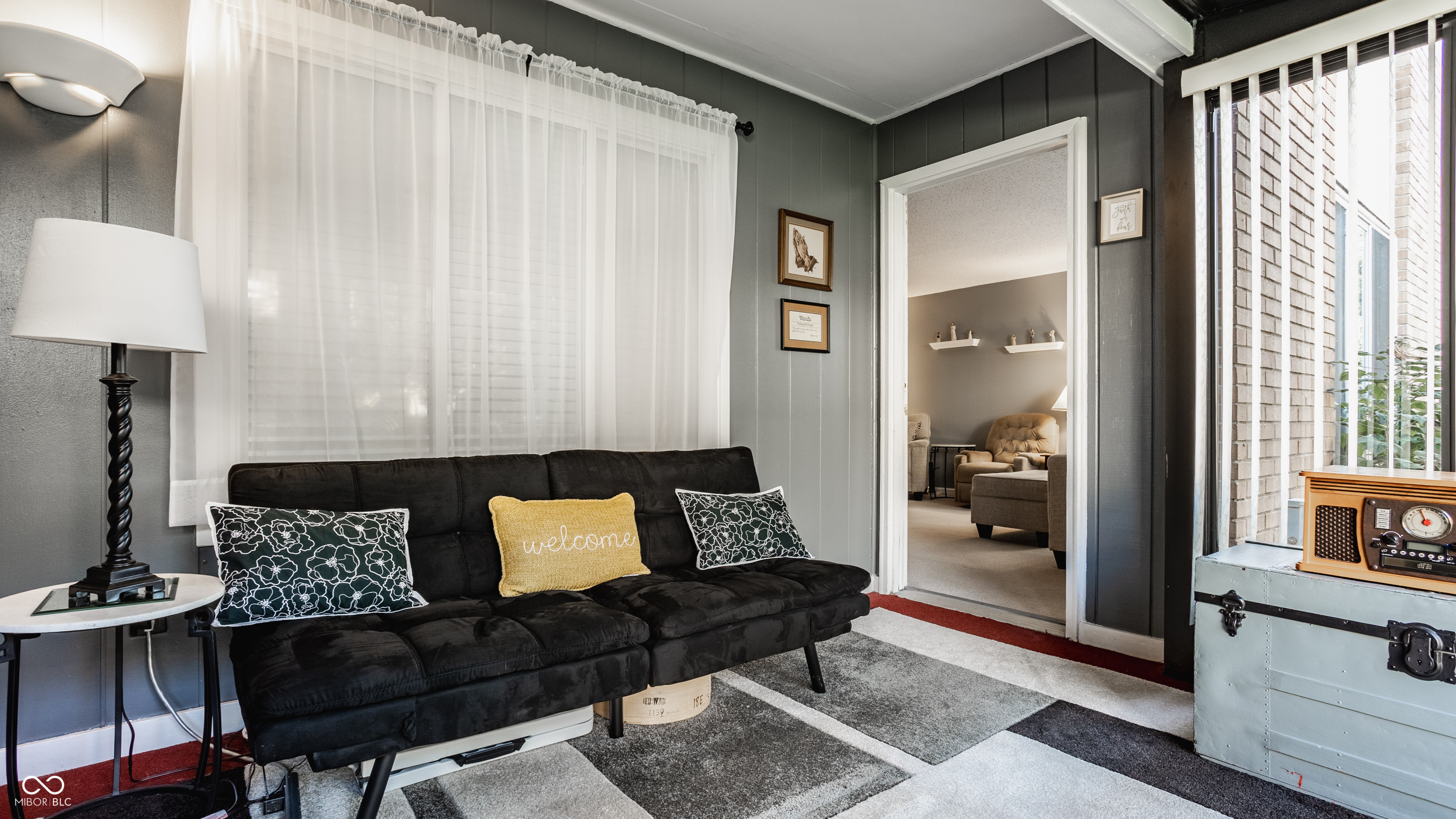 584 E Hunters Drive Unit: B