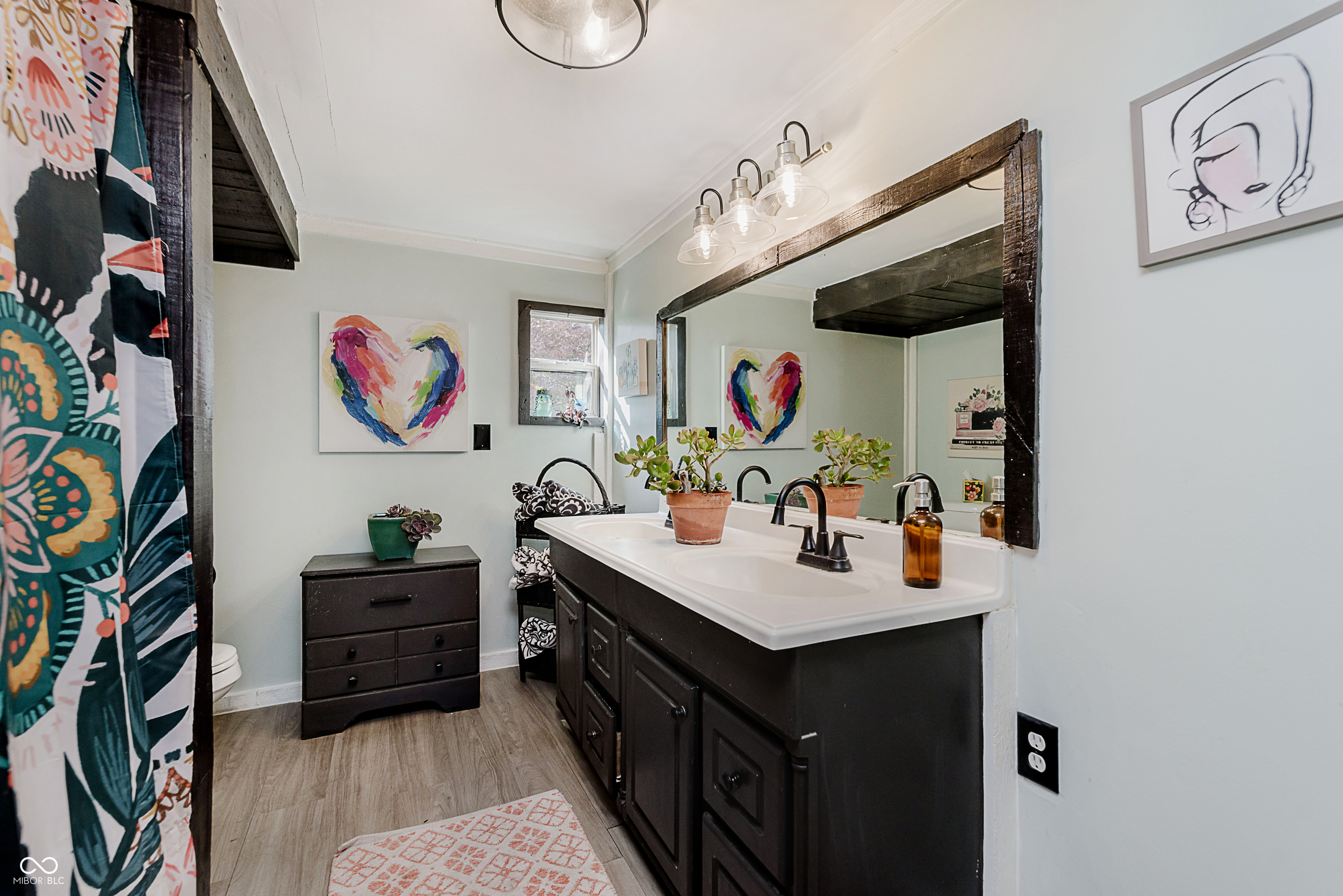 119 S Alfonte Street