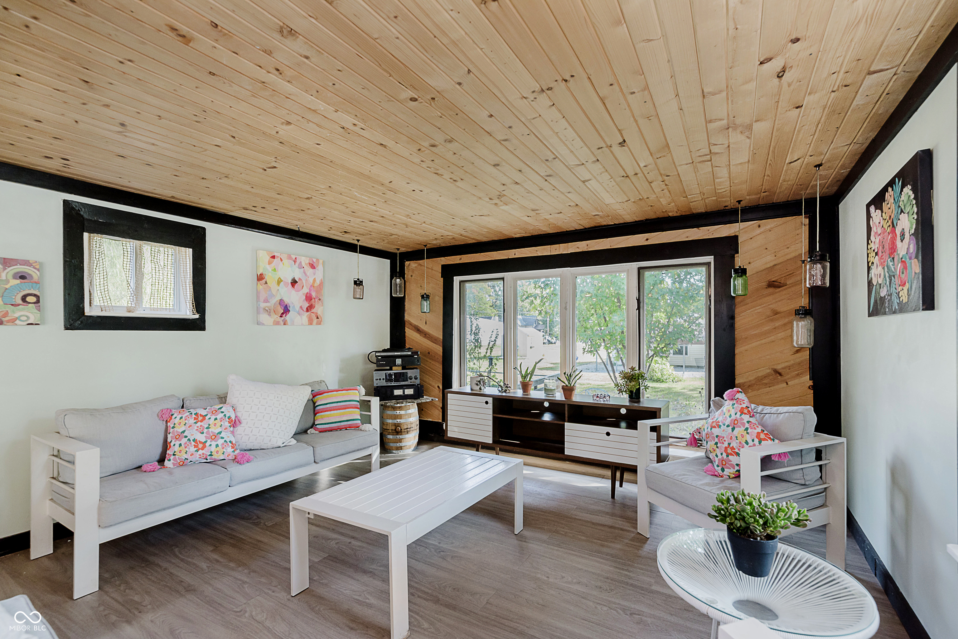 119 S Alfonte Street