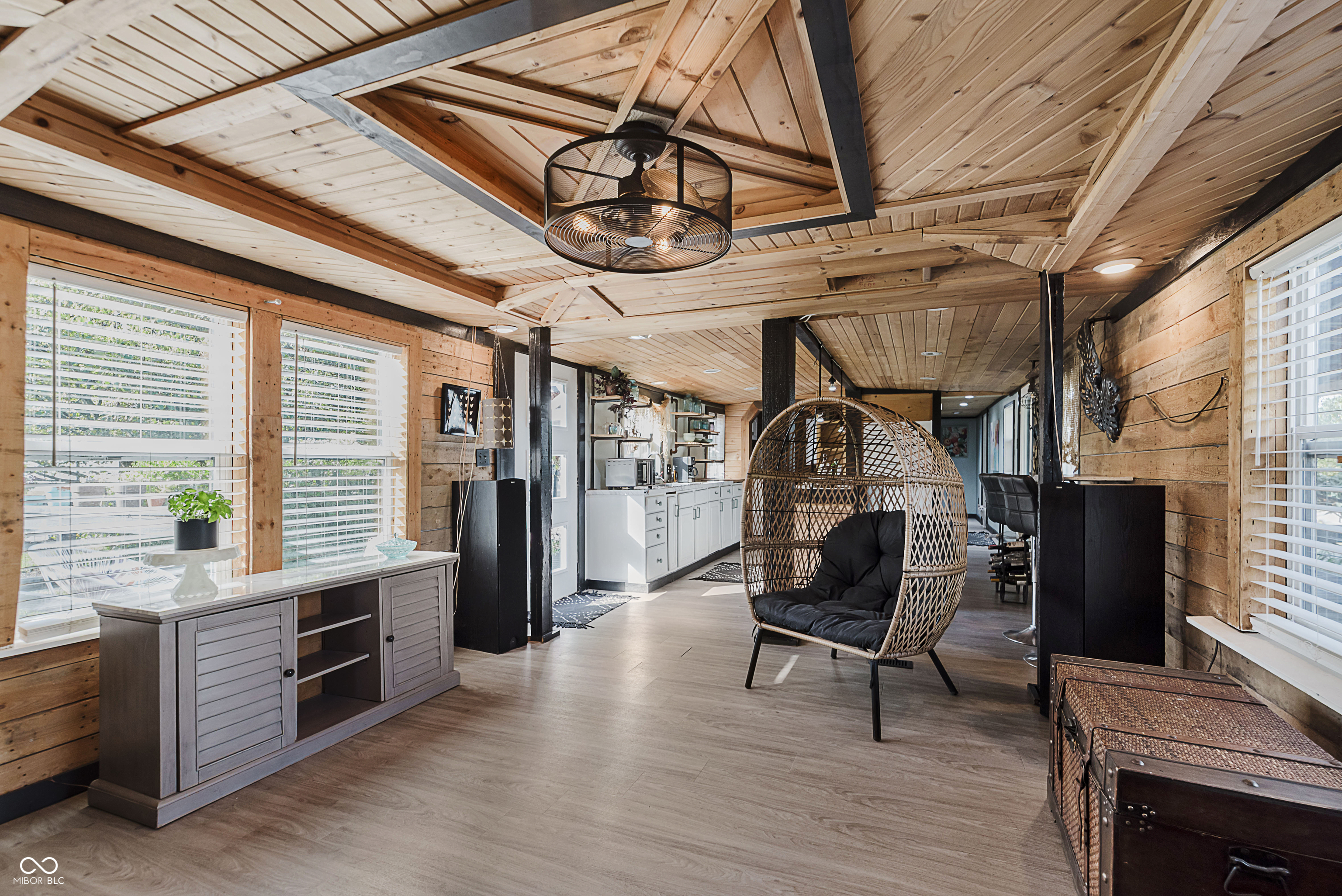 119 S Alfonte Street