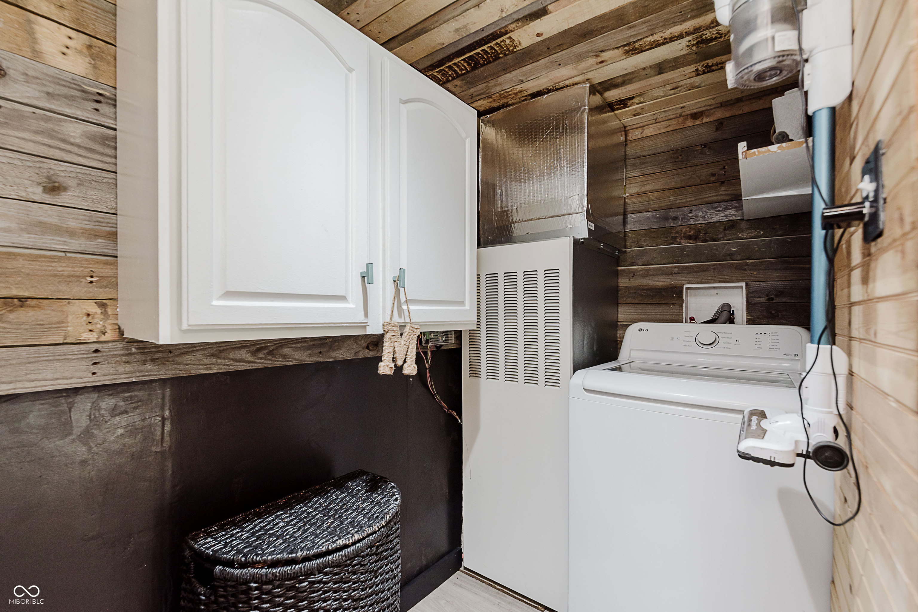 119 S Alfonte Street