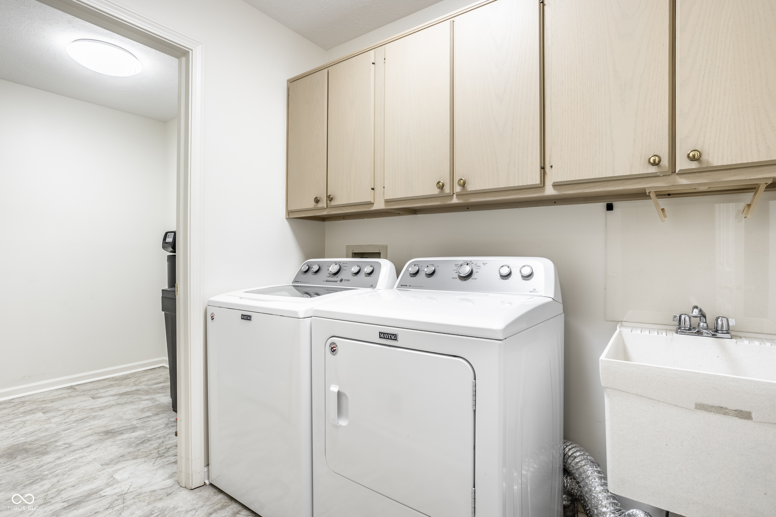 9271 Spring Lakes Drive