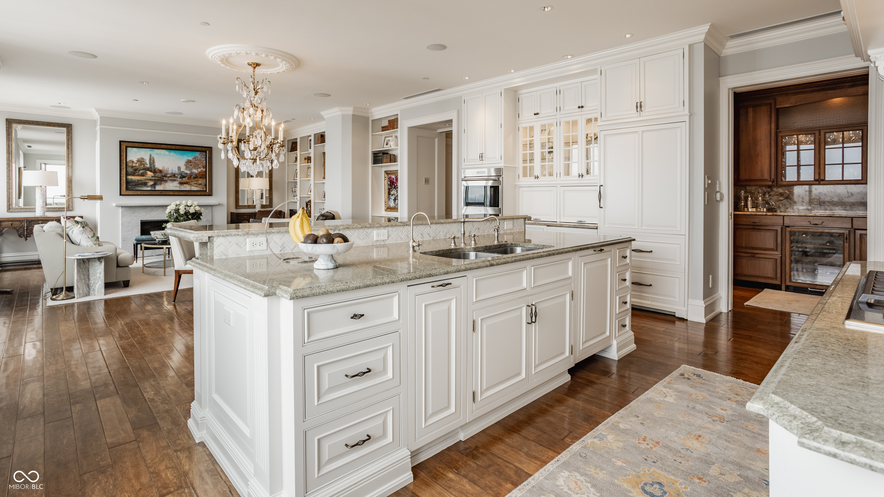 1 N Illinois Street Unit: # 11