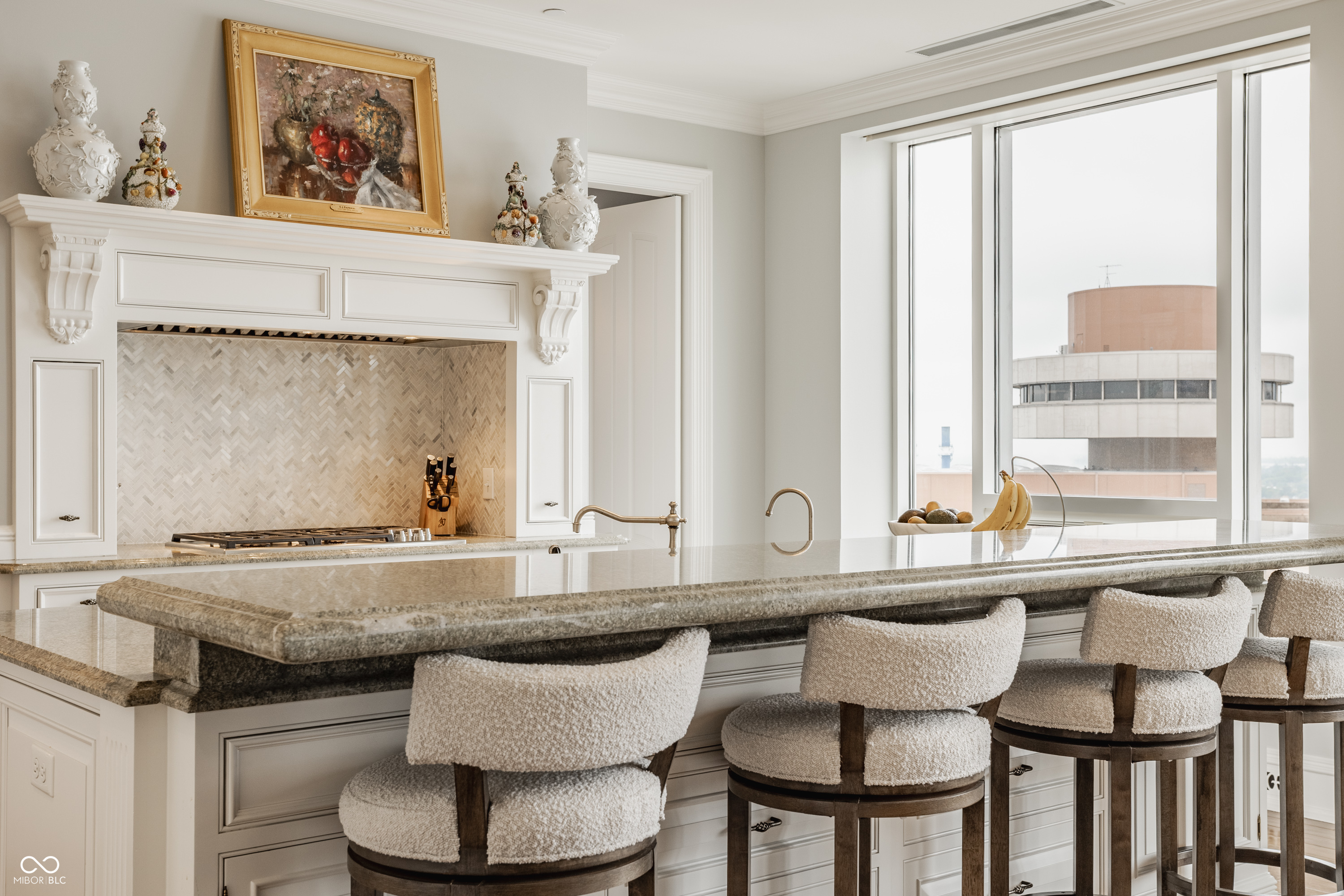 1 N Illinois Street Unit: # 11