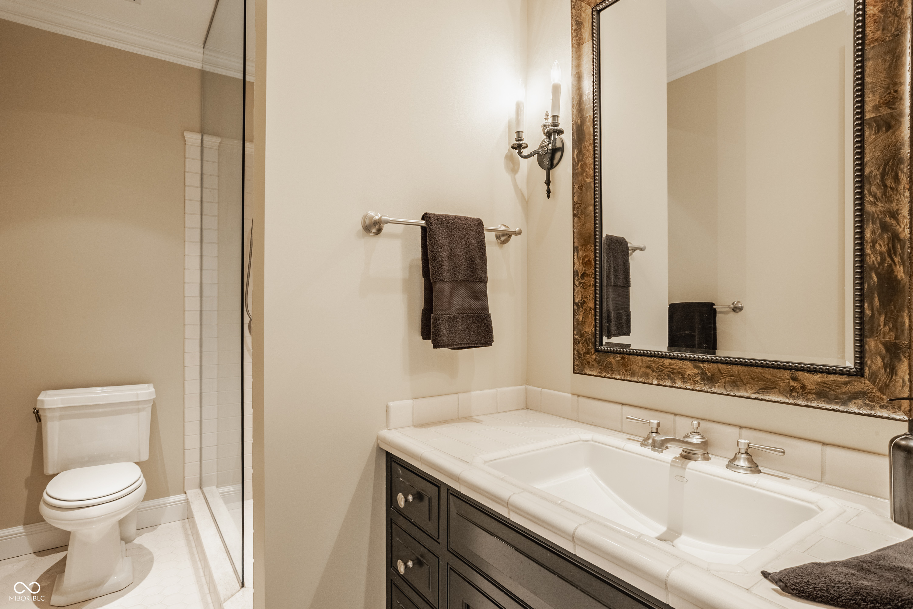 1 N Illinois Street Unit: # 11