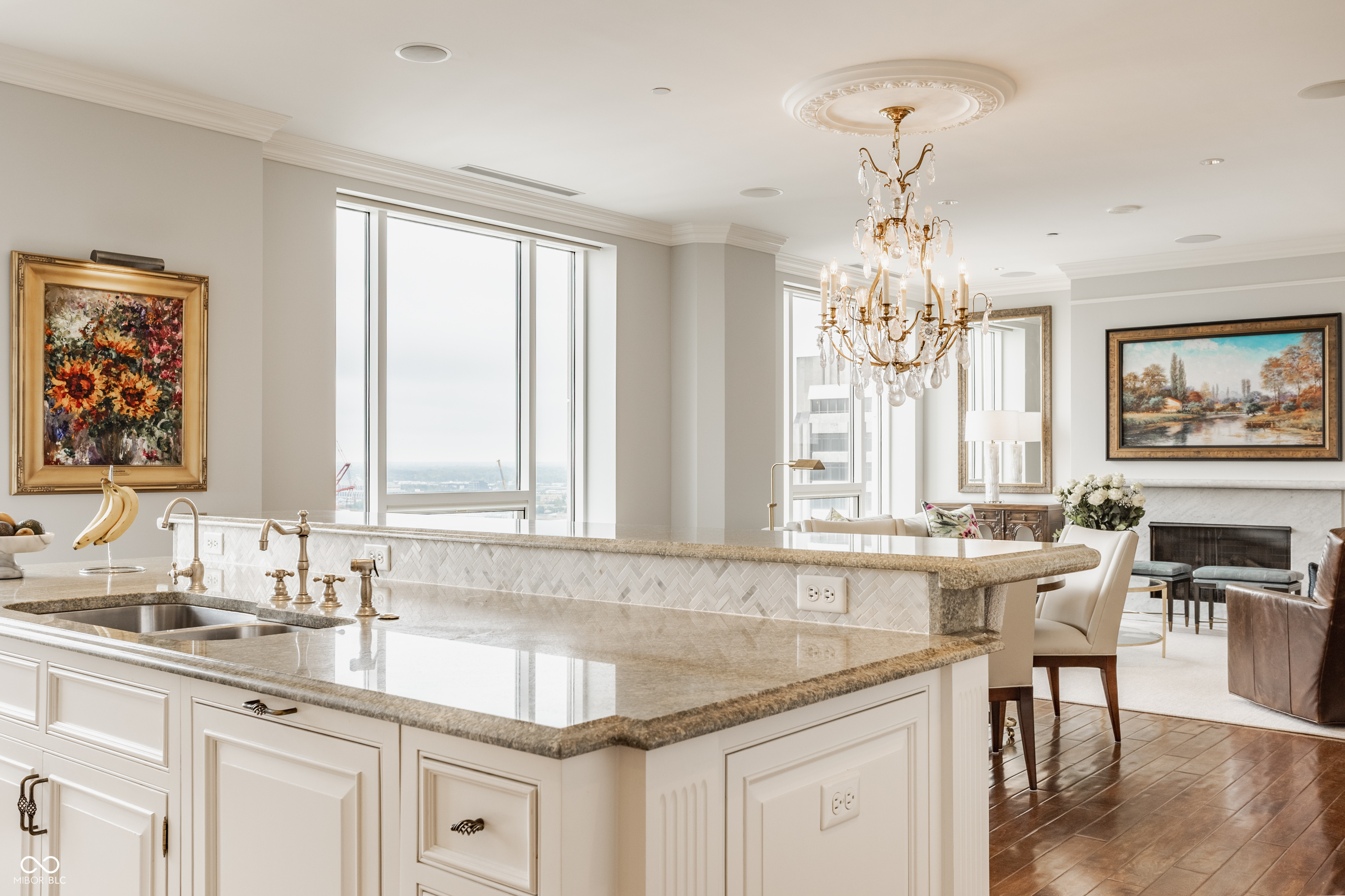 1 N Illinois Street Unit: # 11