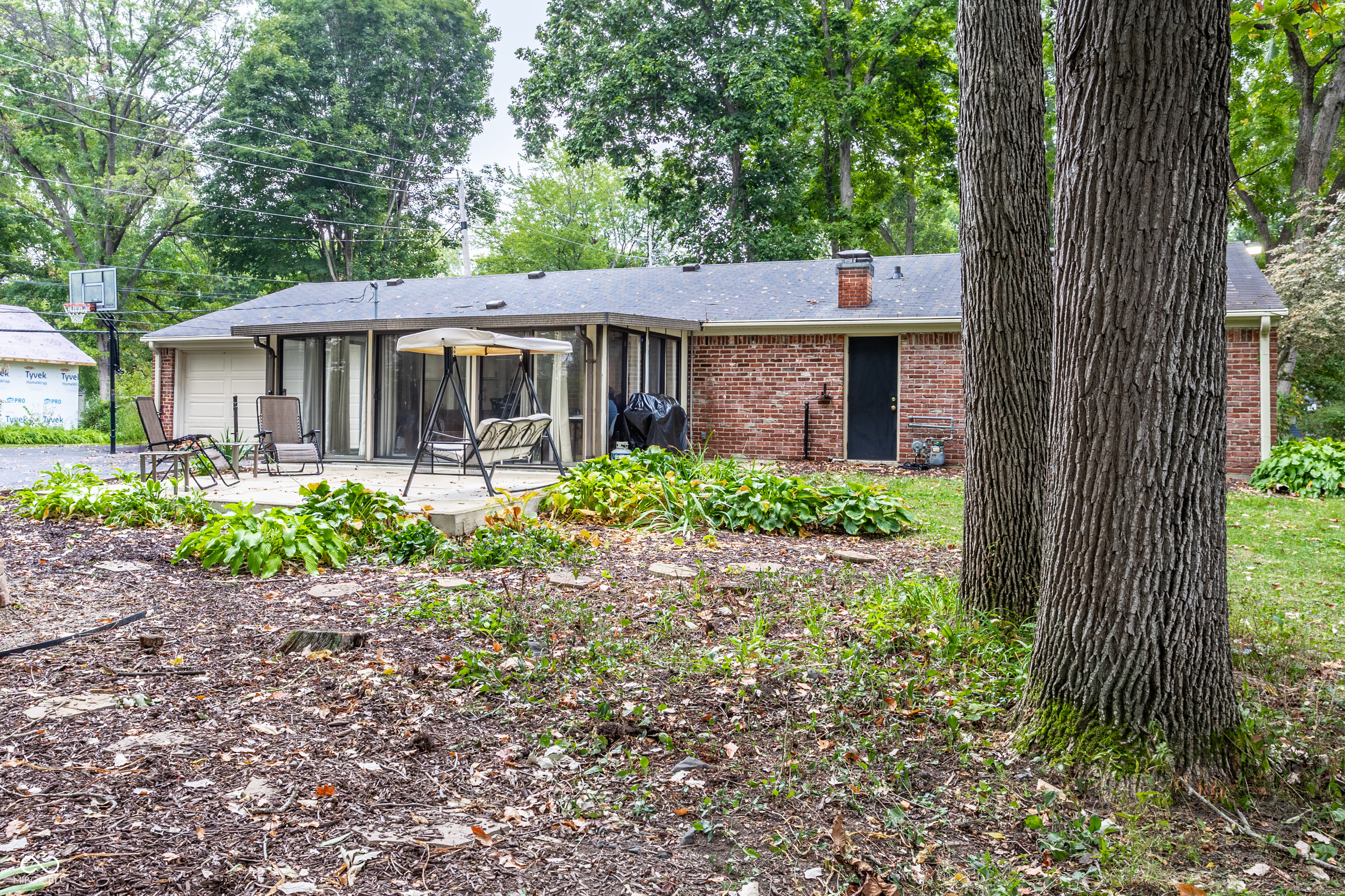 7458 Grandview Drive