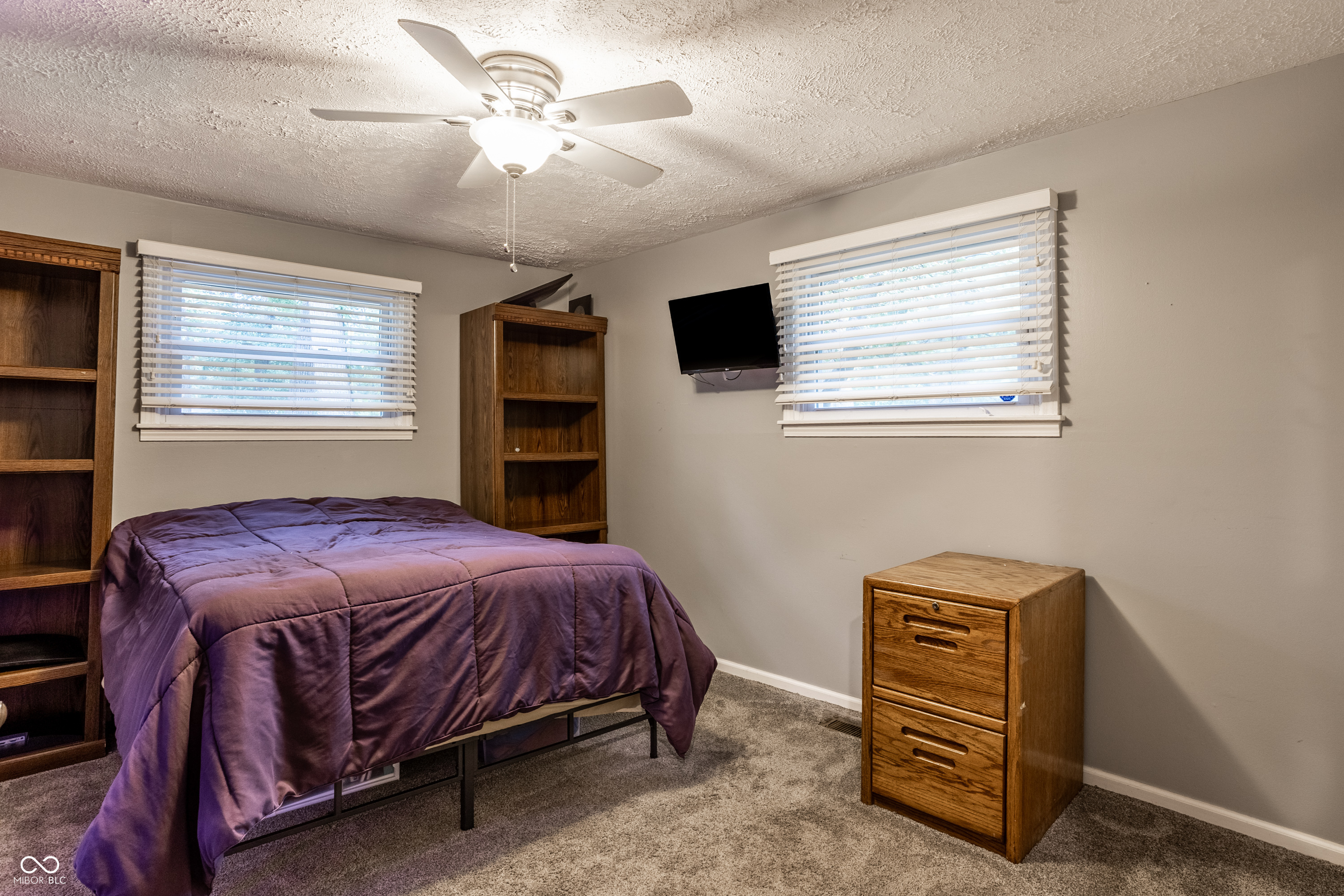 7458 Grandview Drive