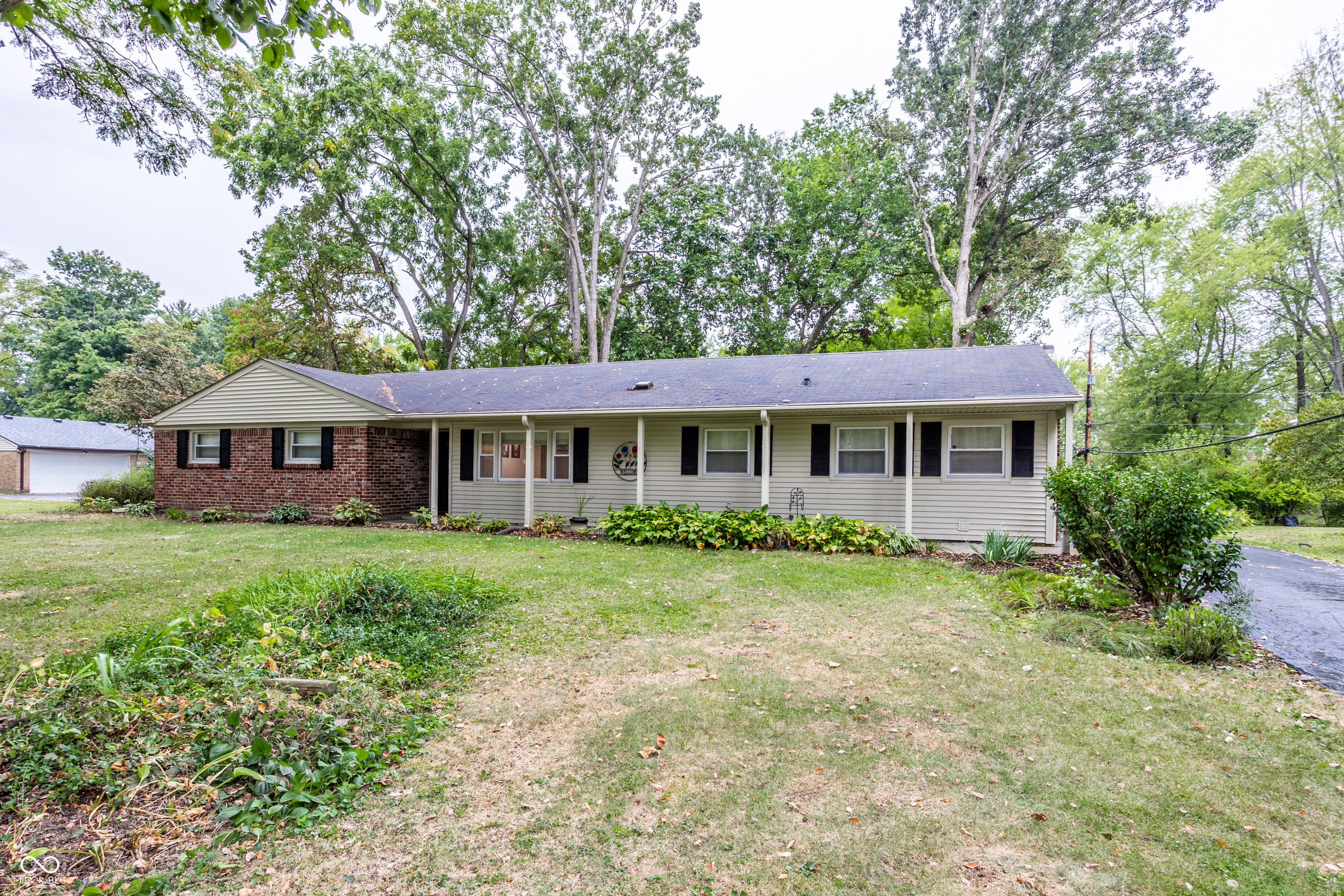 7458 Grandview Drive