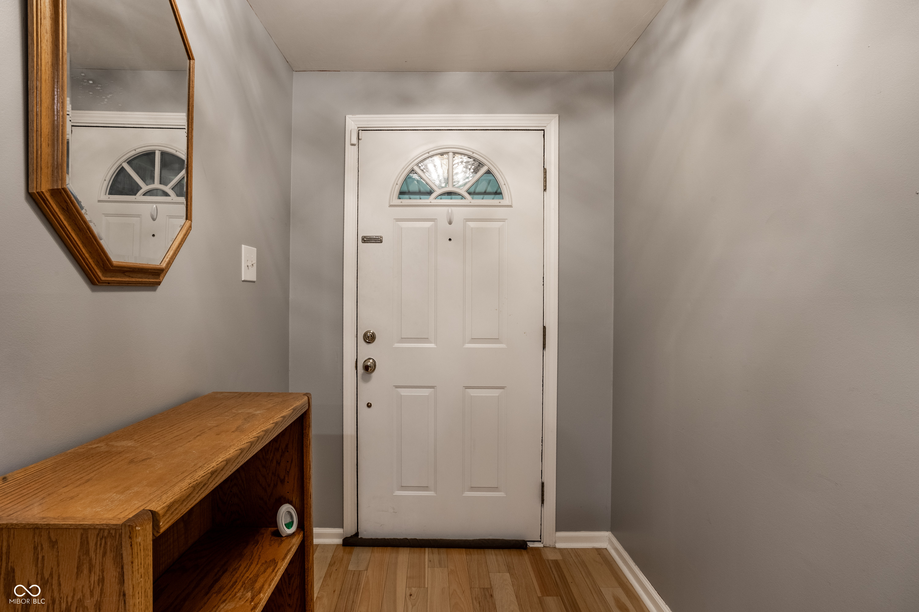 7458 Grandview Drive