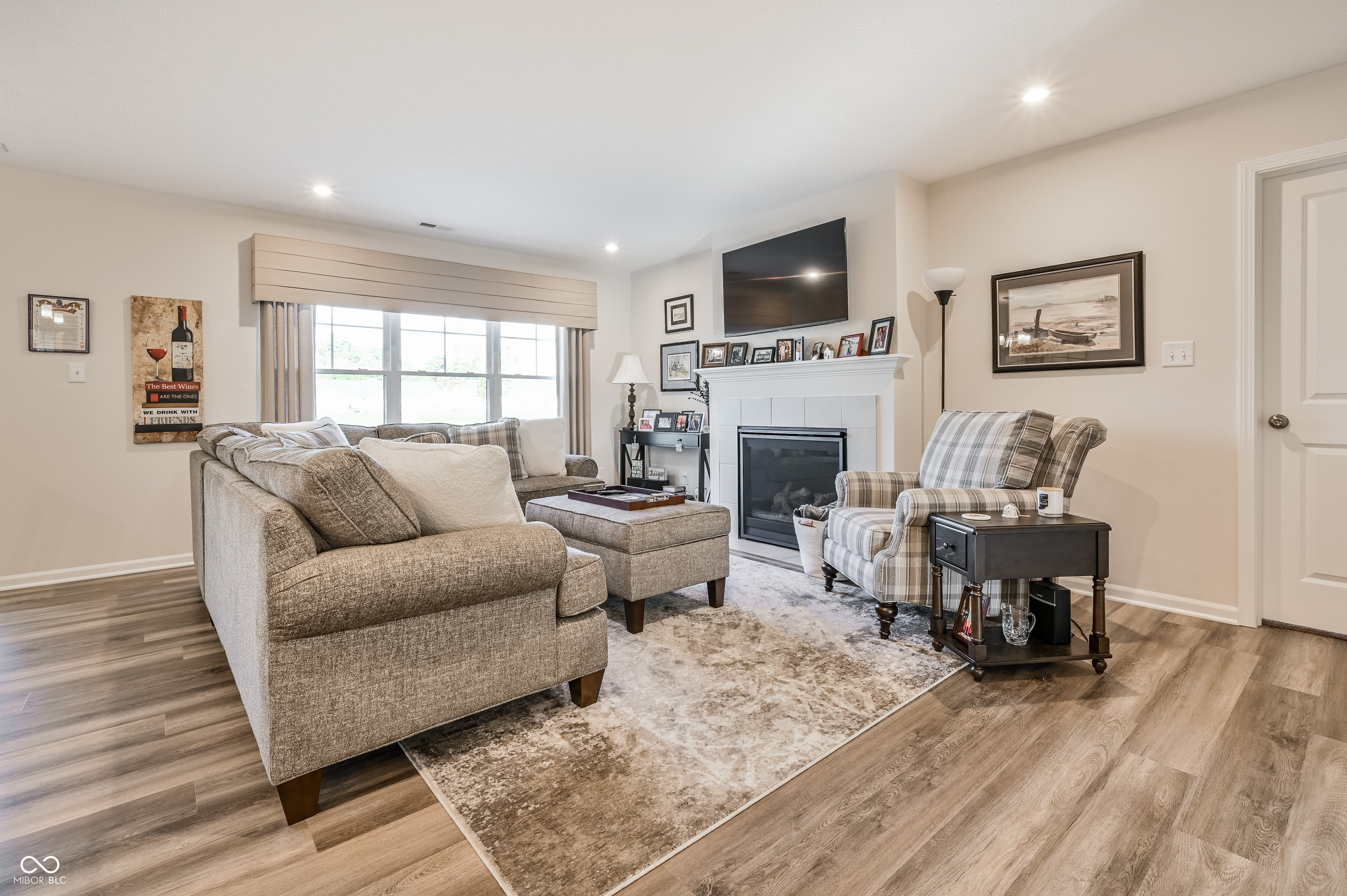 19528 Astoria Avenue