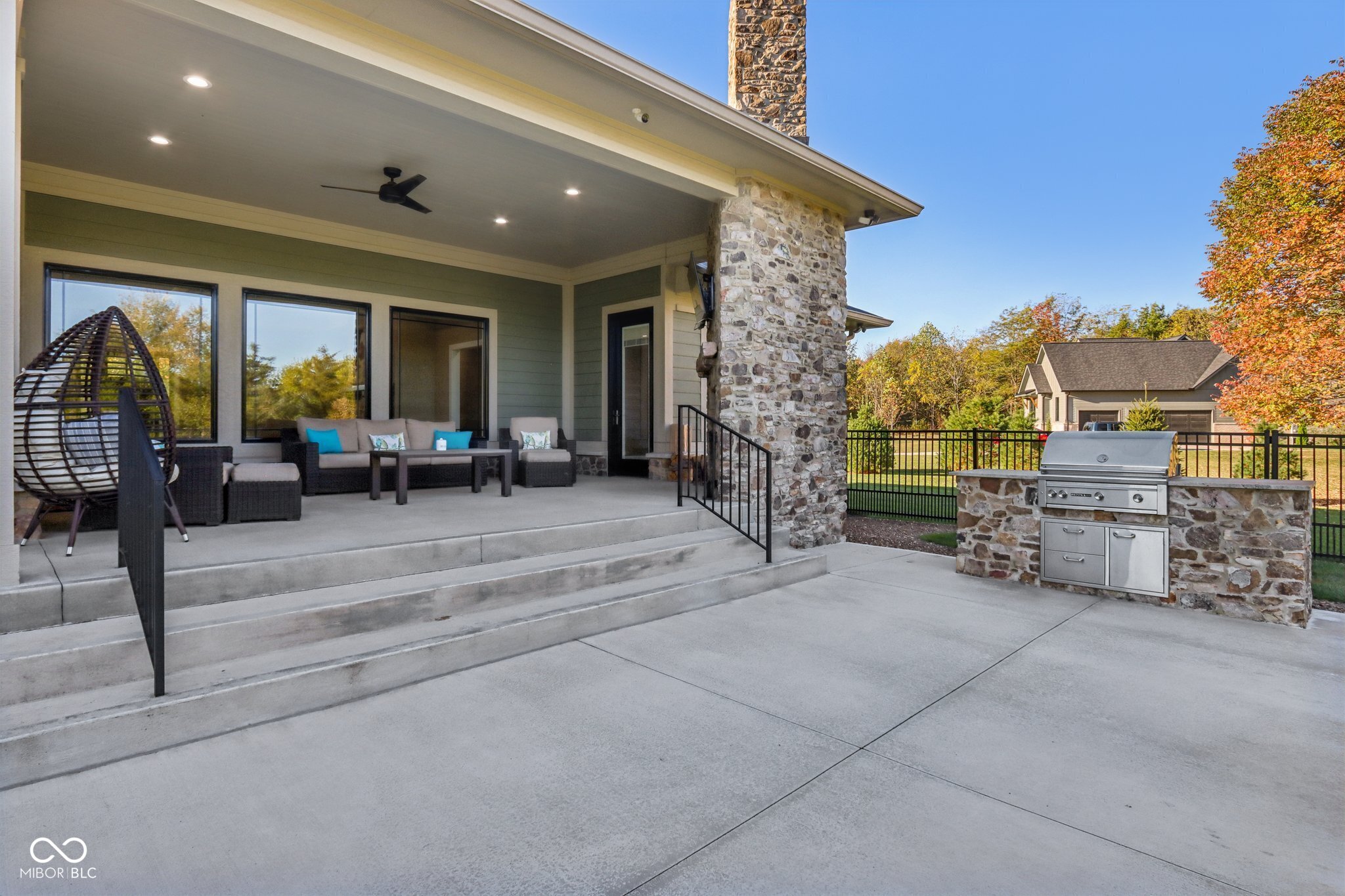 22640 Crooked Beak Circle