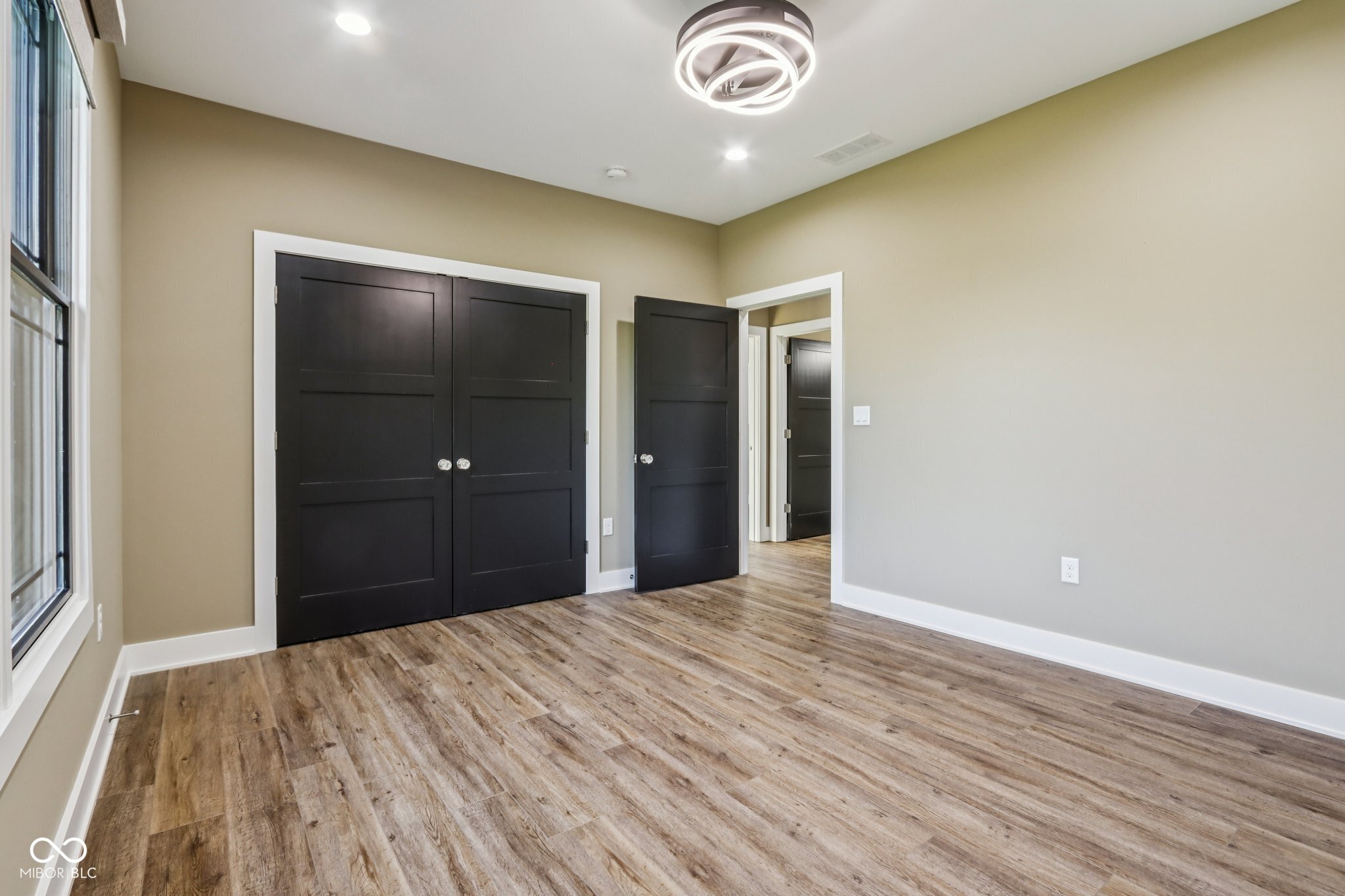 22640 Crooked Beak Circle