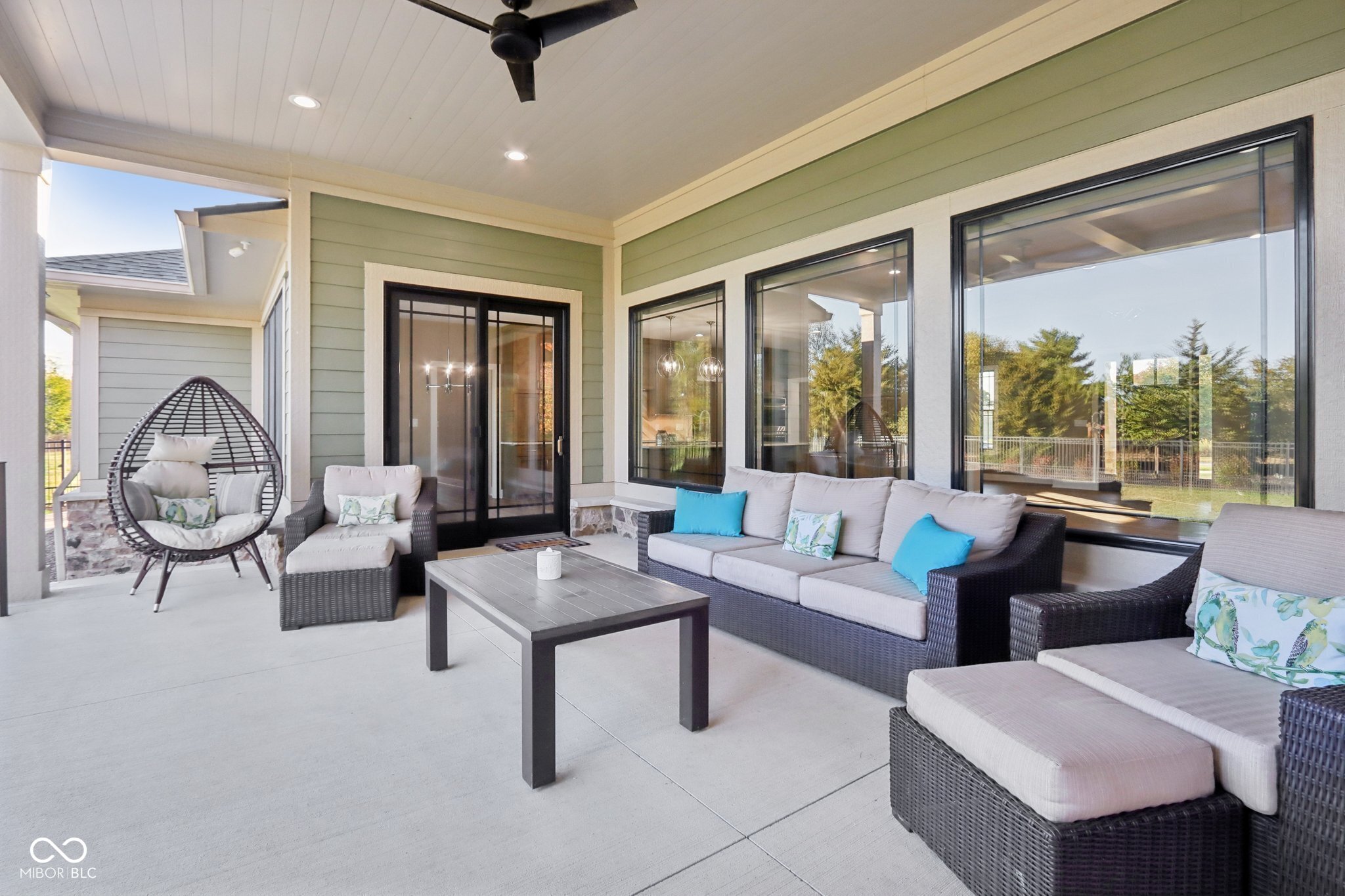 22640 Crooked Beak Circle