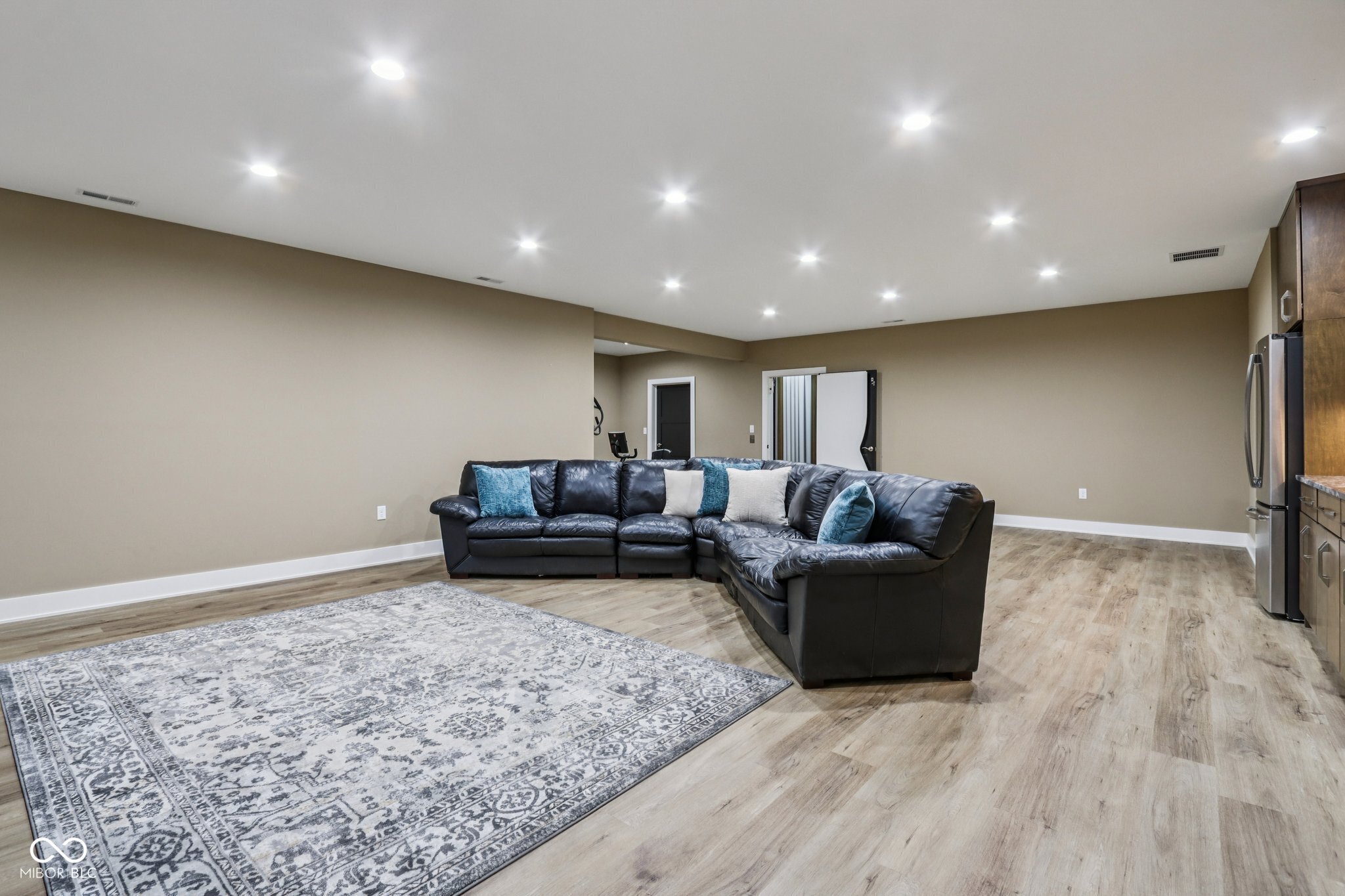 22640 Crooked Beak Circle