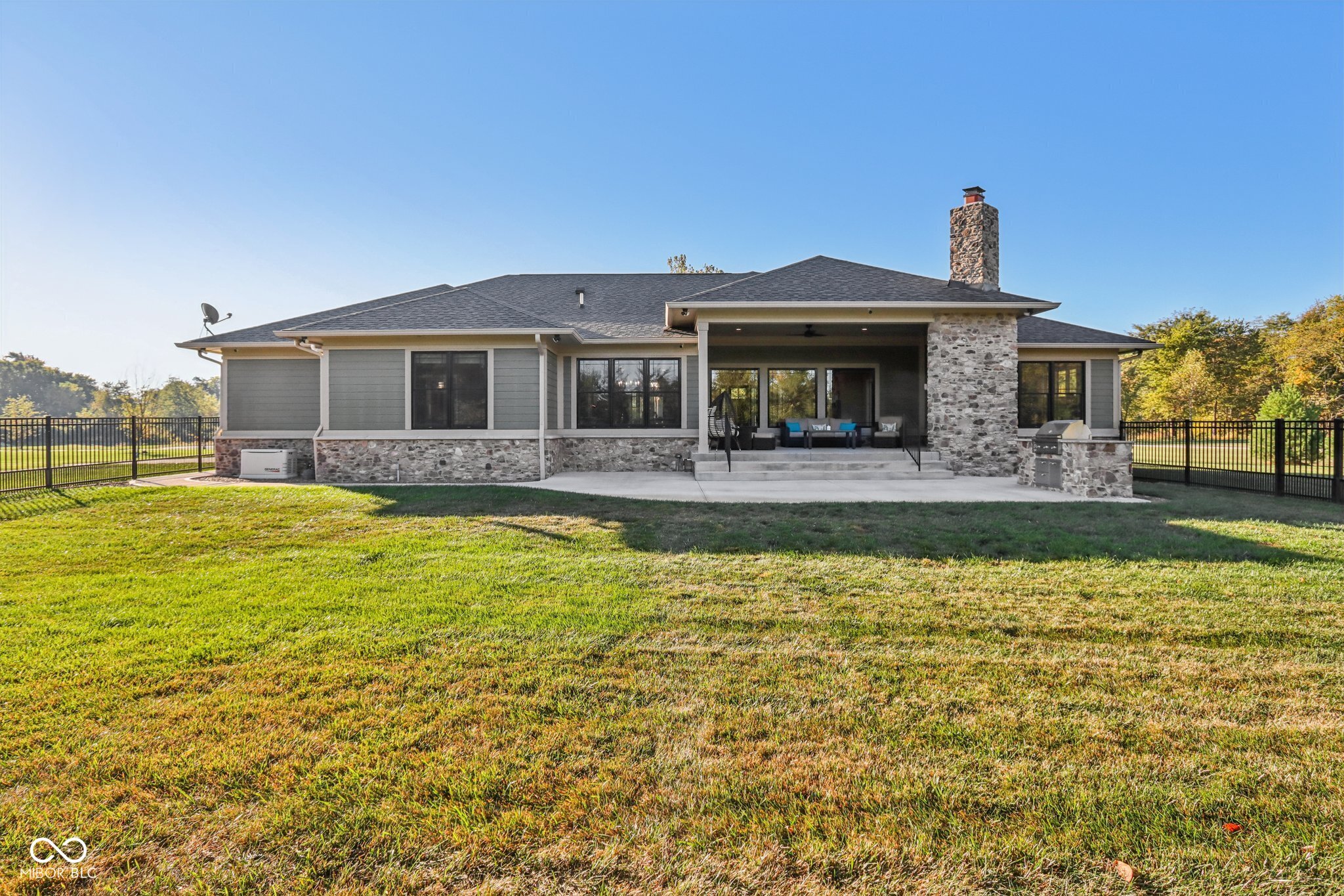 22640 Crooked Beak Circle