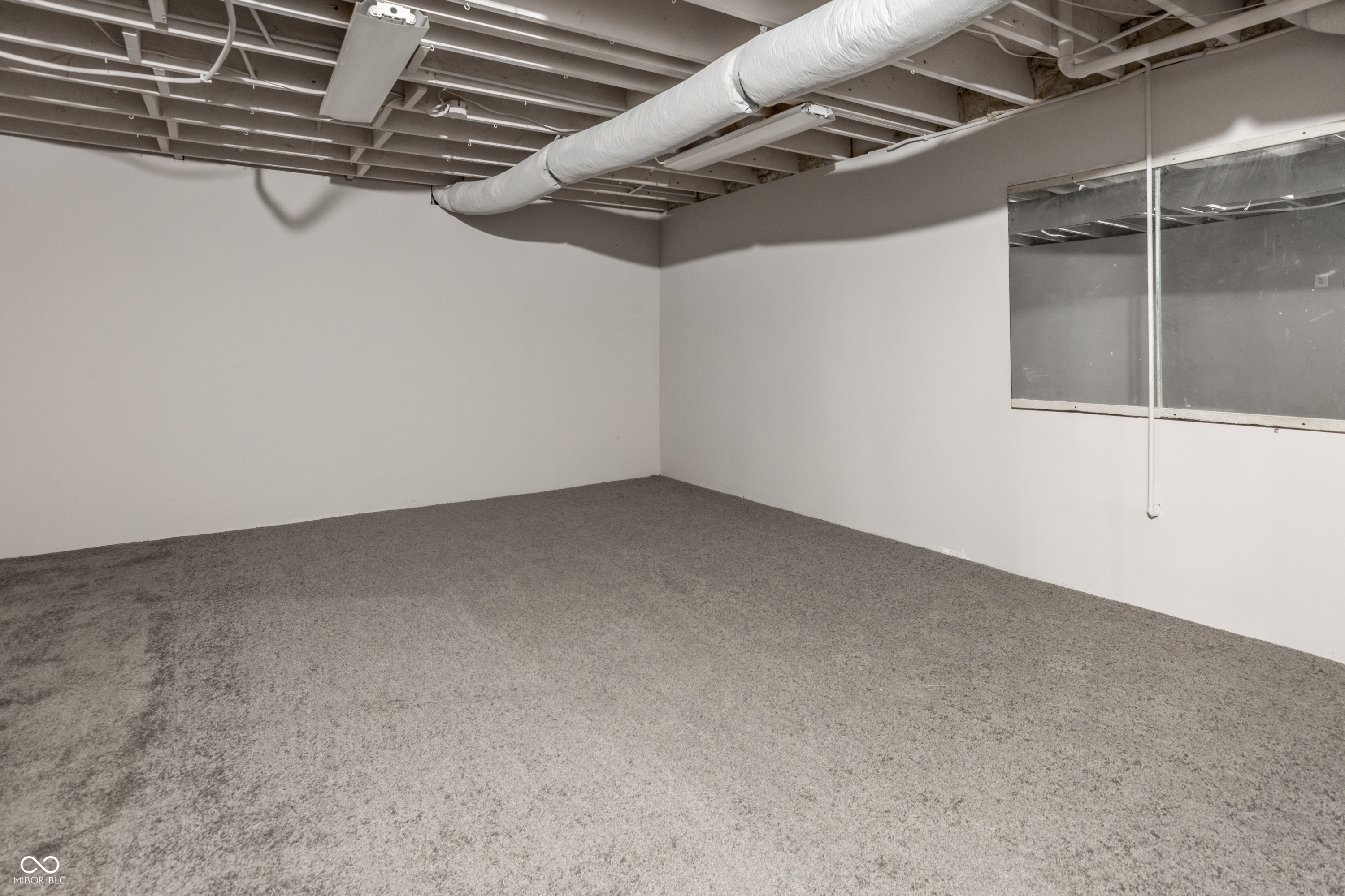 555 Grand Woods Drive