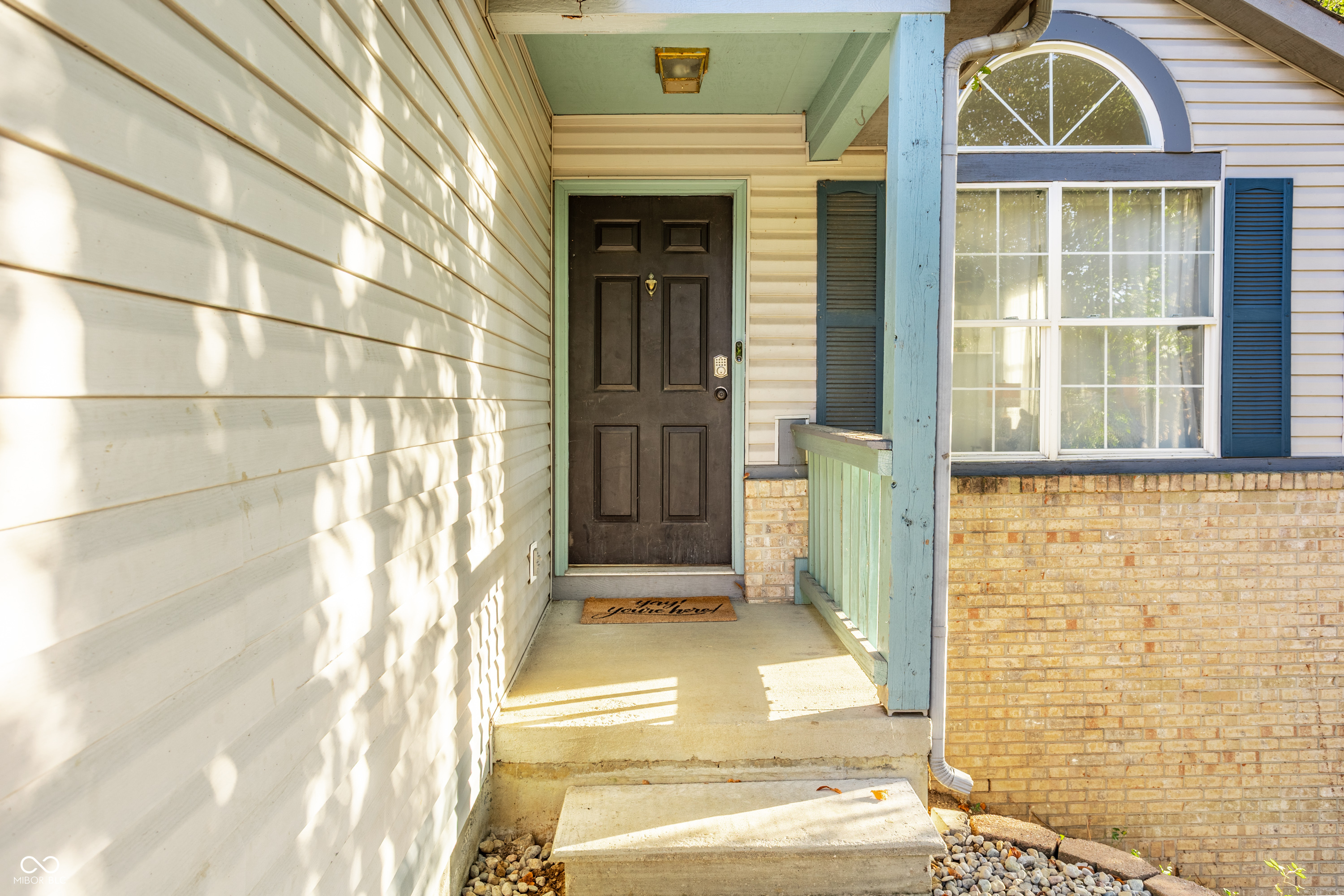 555 Grand Woods Drive