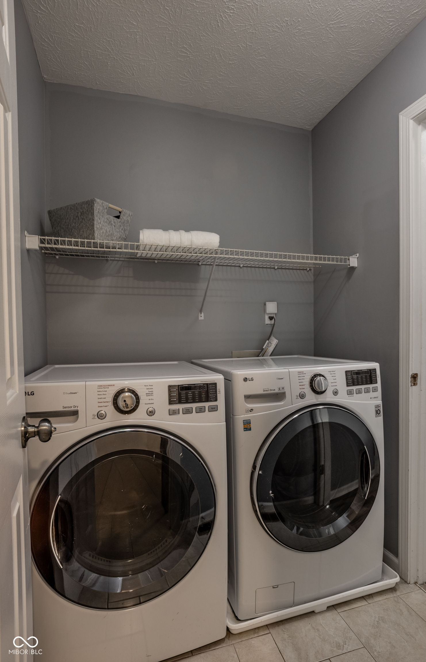 555 Grand Woods Drive