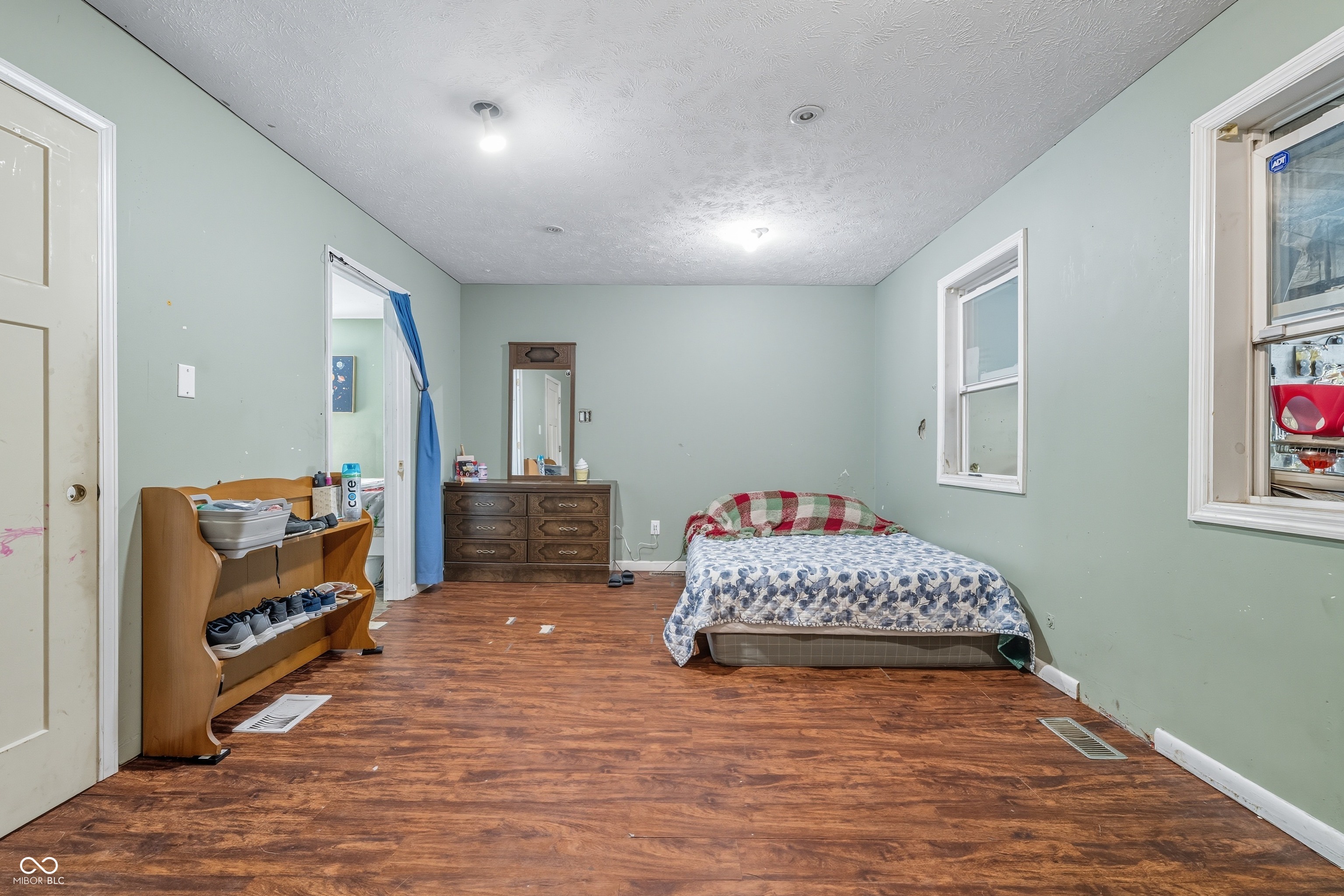 3706 Hillside Avenue