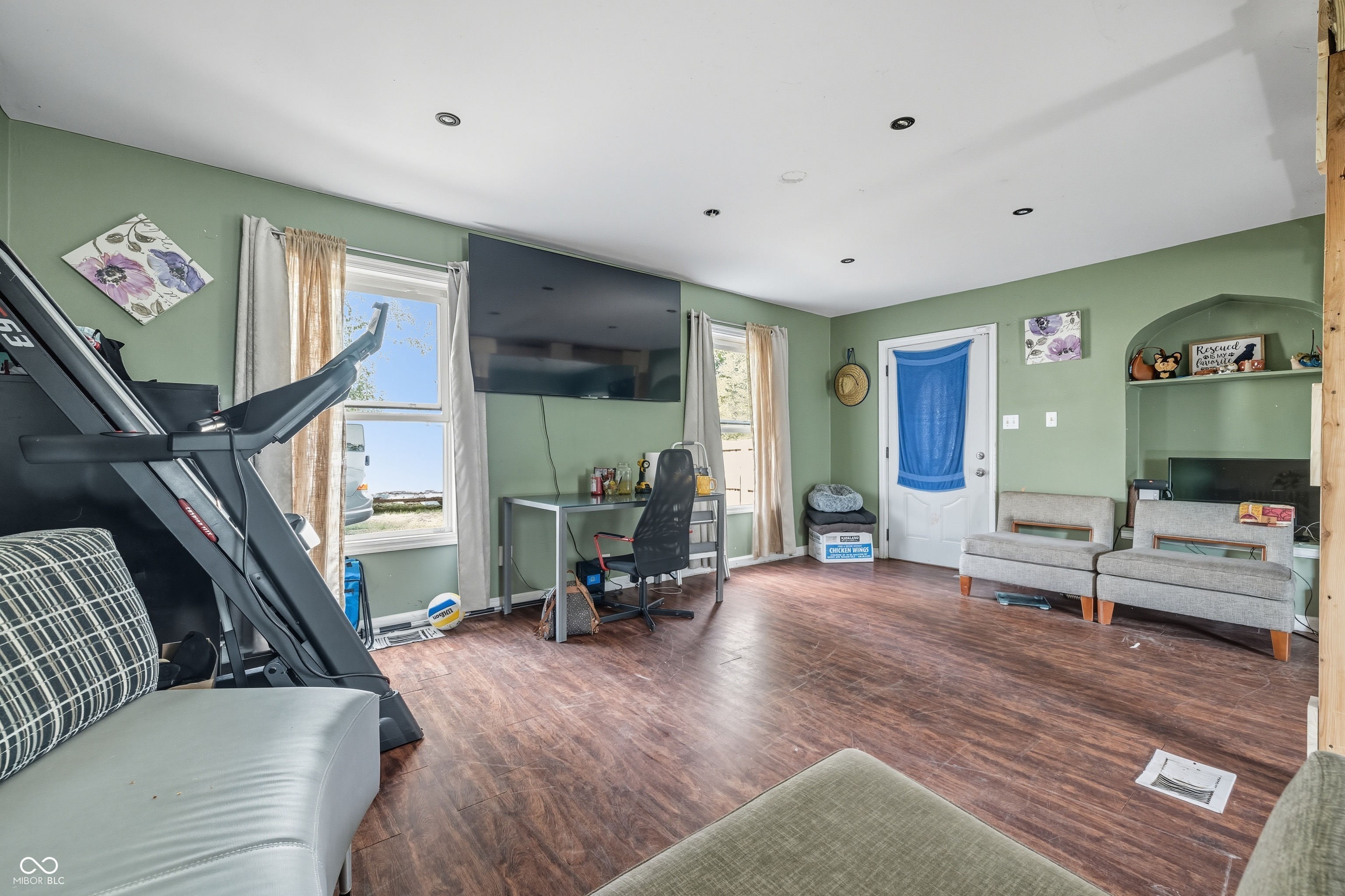 3706 Hillside Avenue