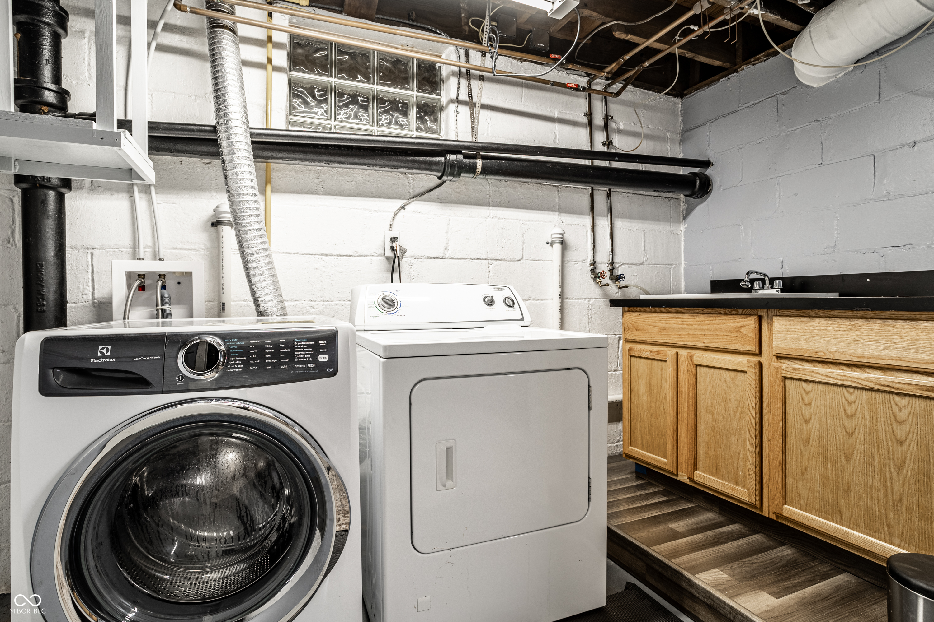 4728 N Kenwood Avenue