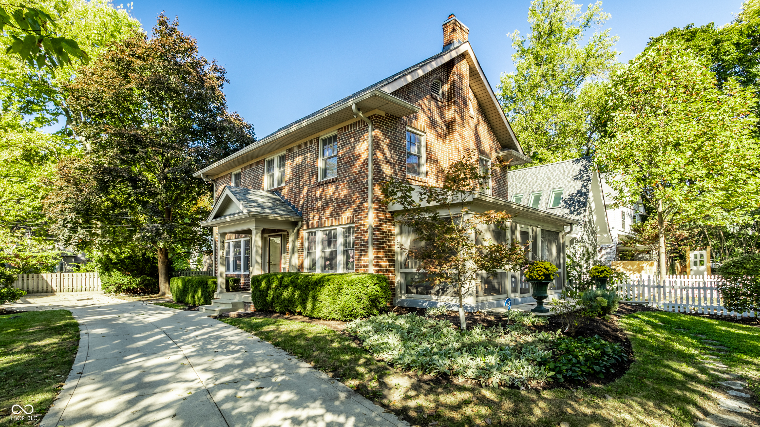 4728 N Kenwood Avenue