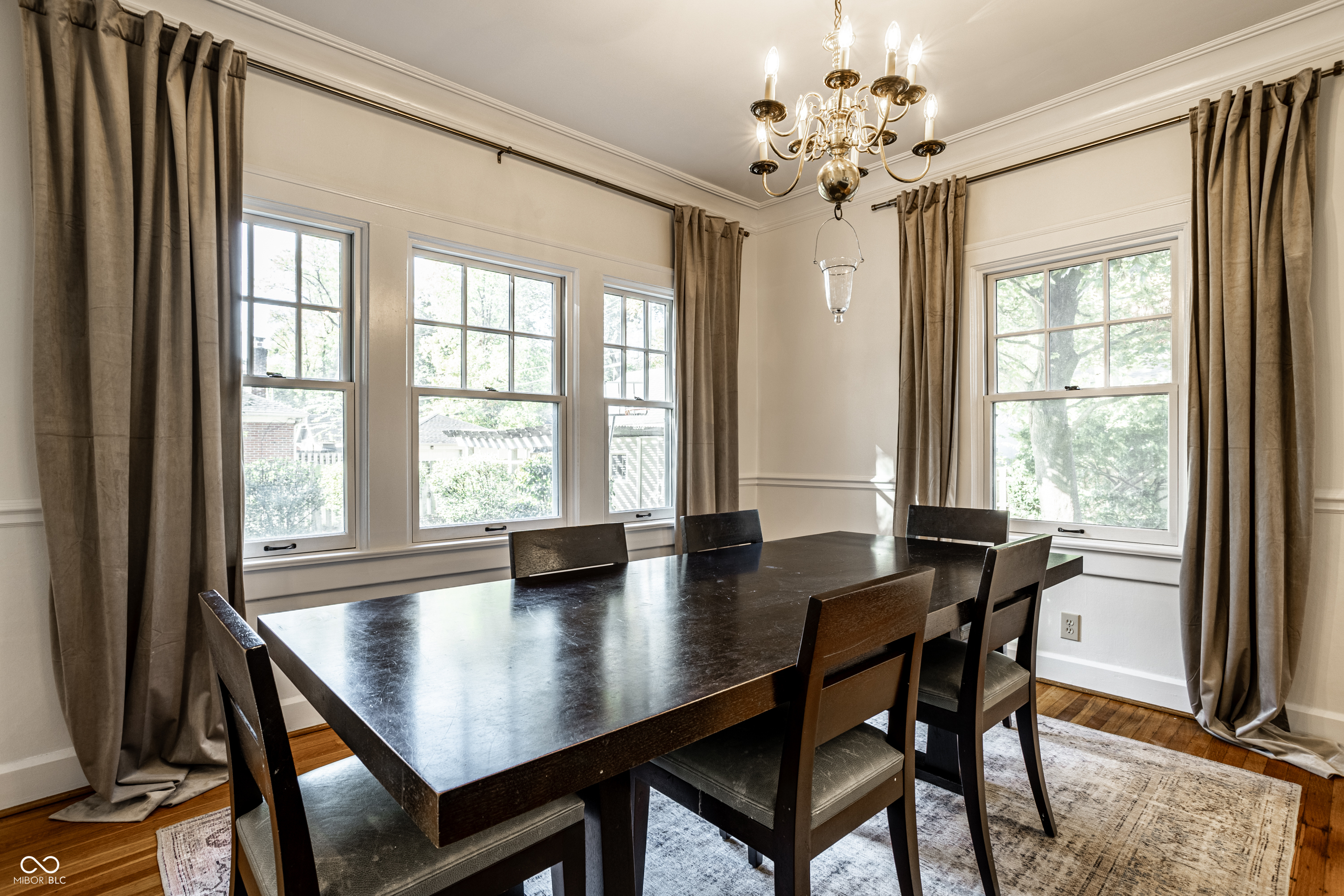 4728 N Kenwood Avenue