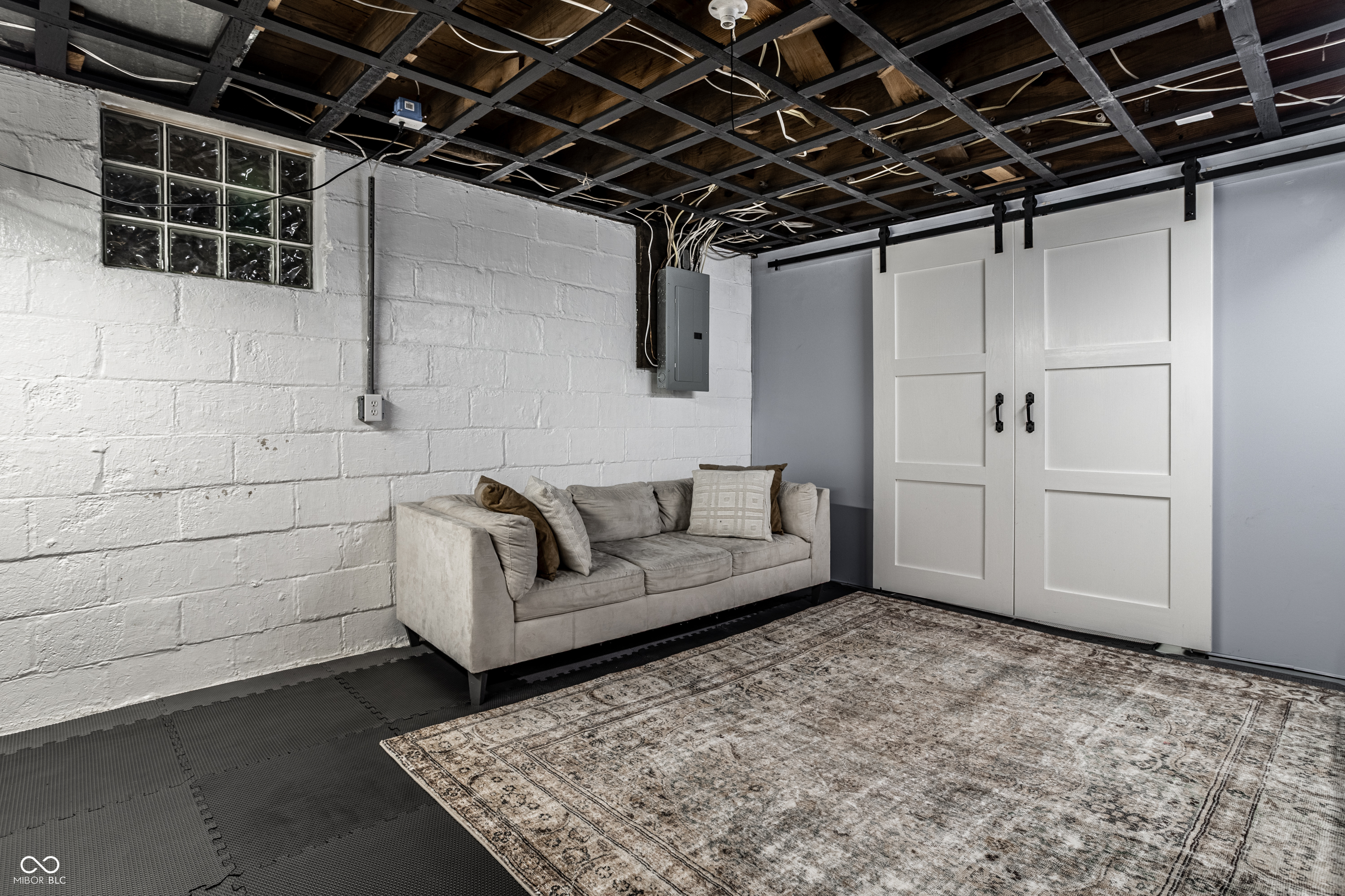 4728 N Kenwood Avenue