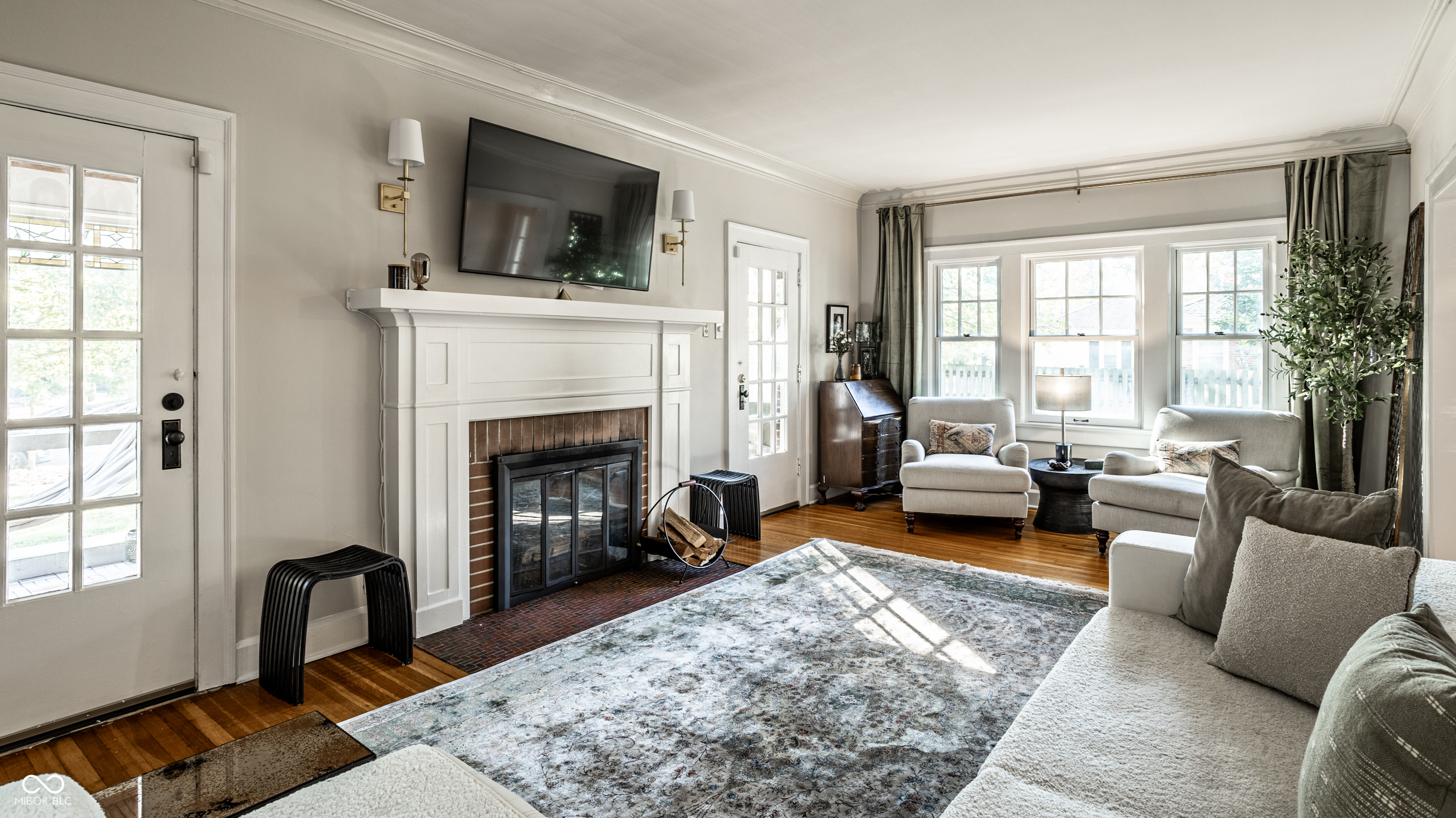 4728 N Kenwood Avenue