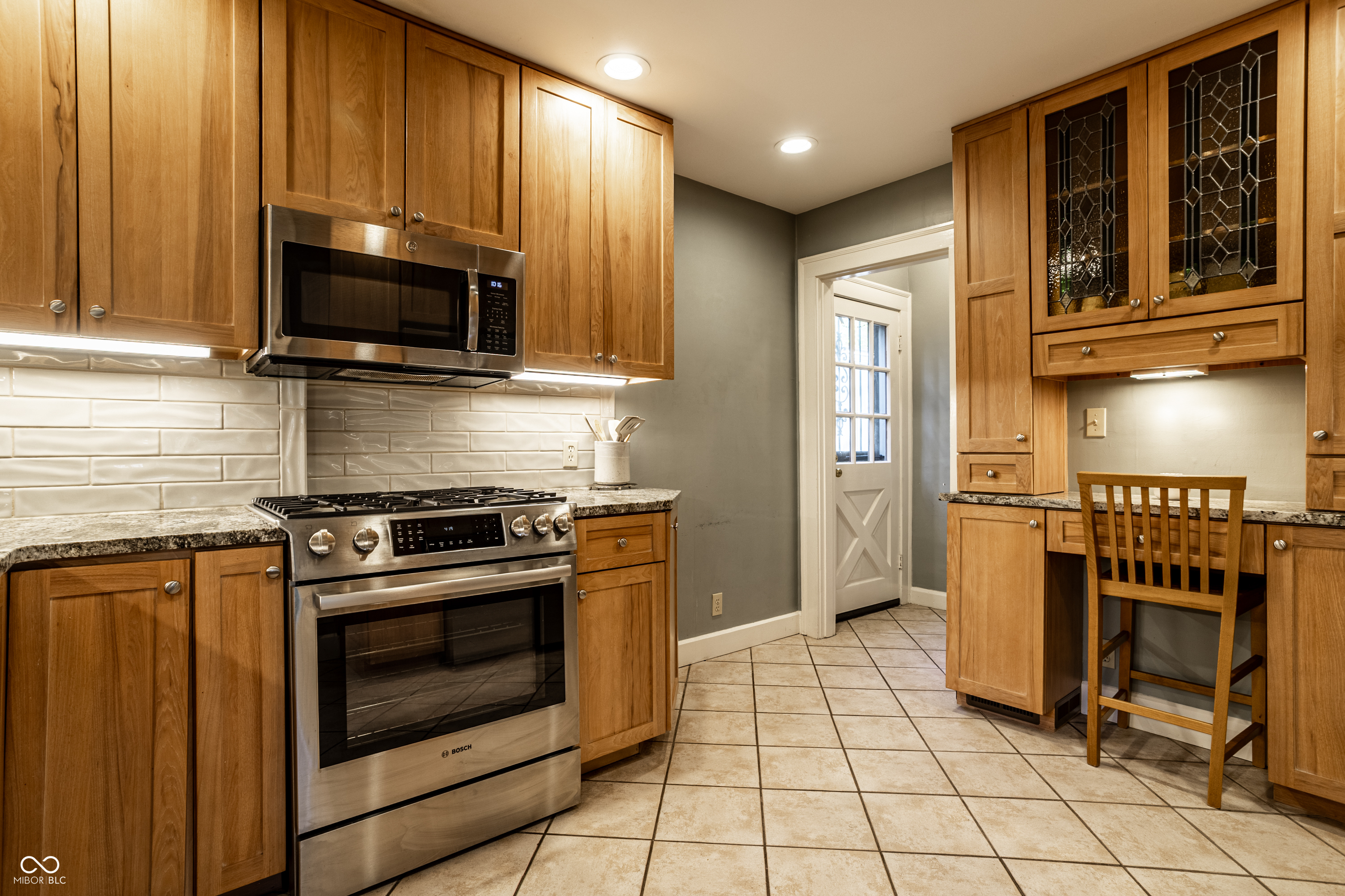 4728 N Kenwood Avenue