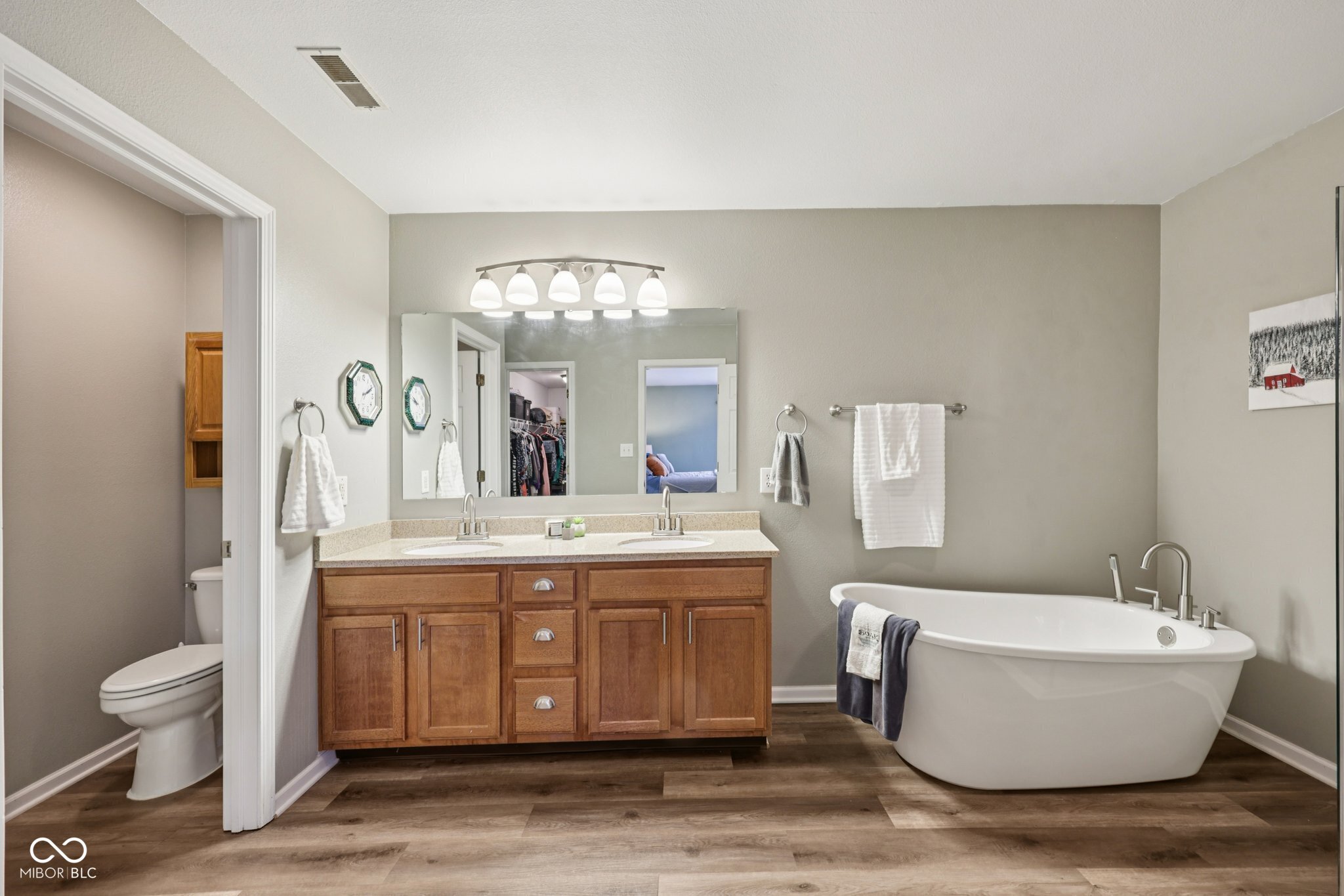 19212 Golden Meadow Way