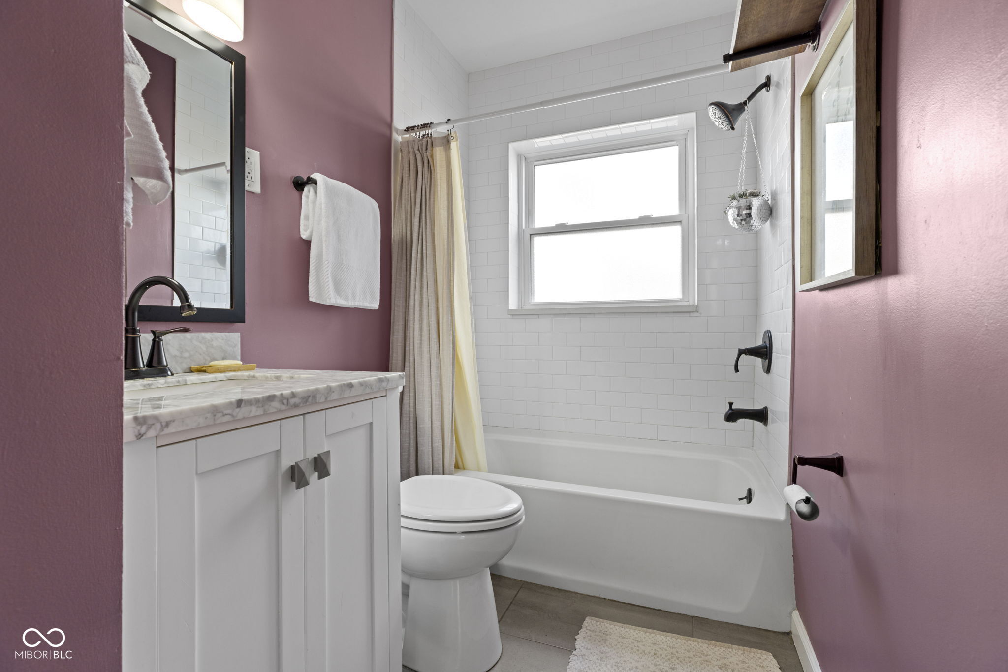 1425 N Leland Avenue