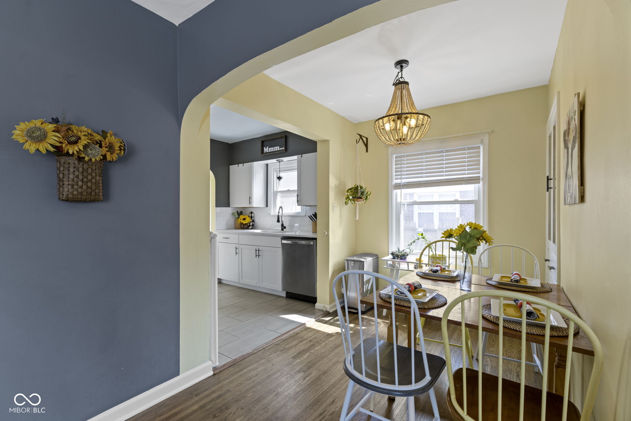 1425 N Leland Avenue