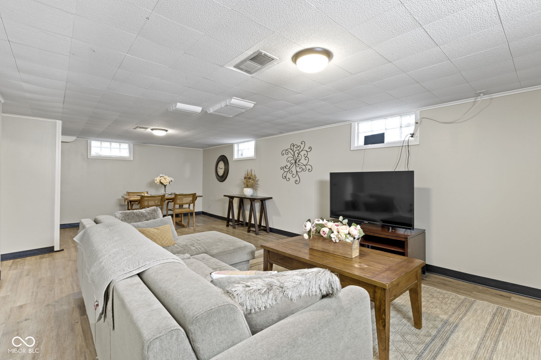 1425 N Leland Avenue