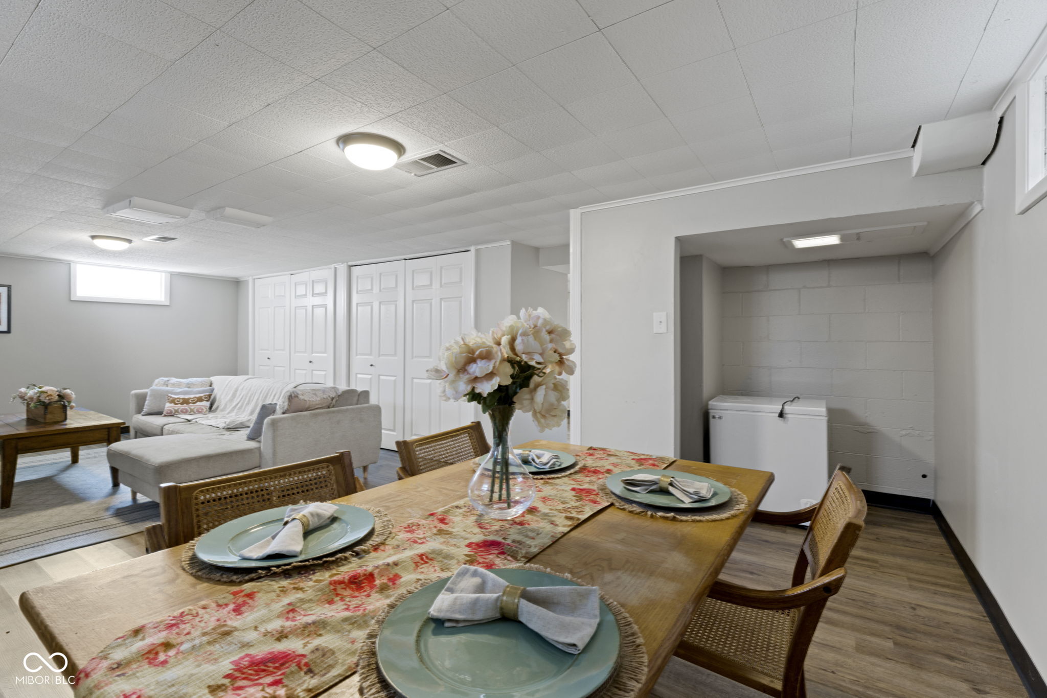 1425 N Leland Avenue