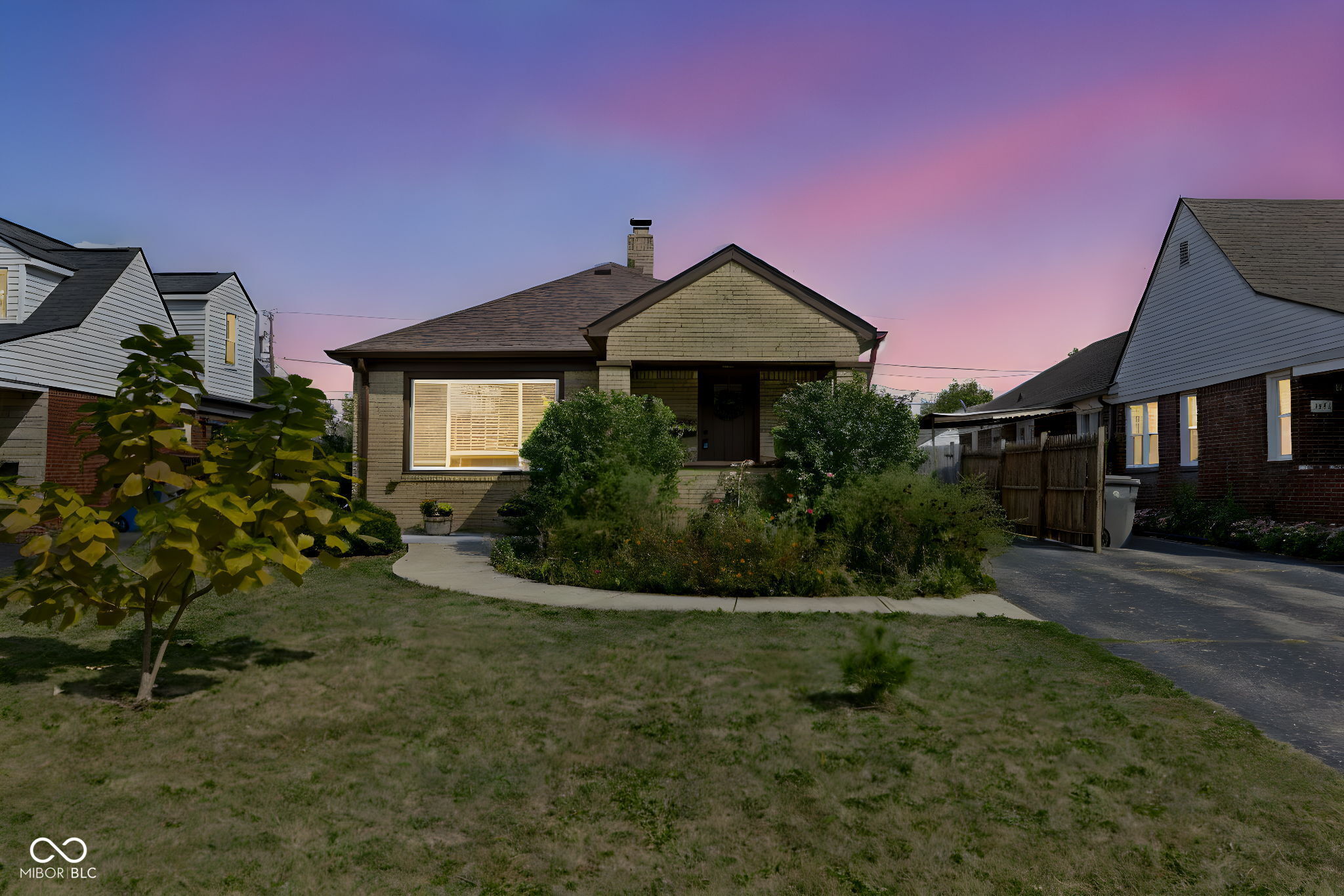 1425 N Leland Avenue