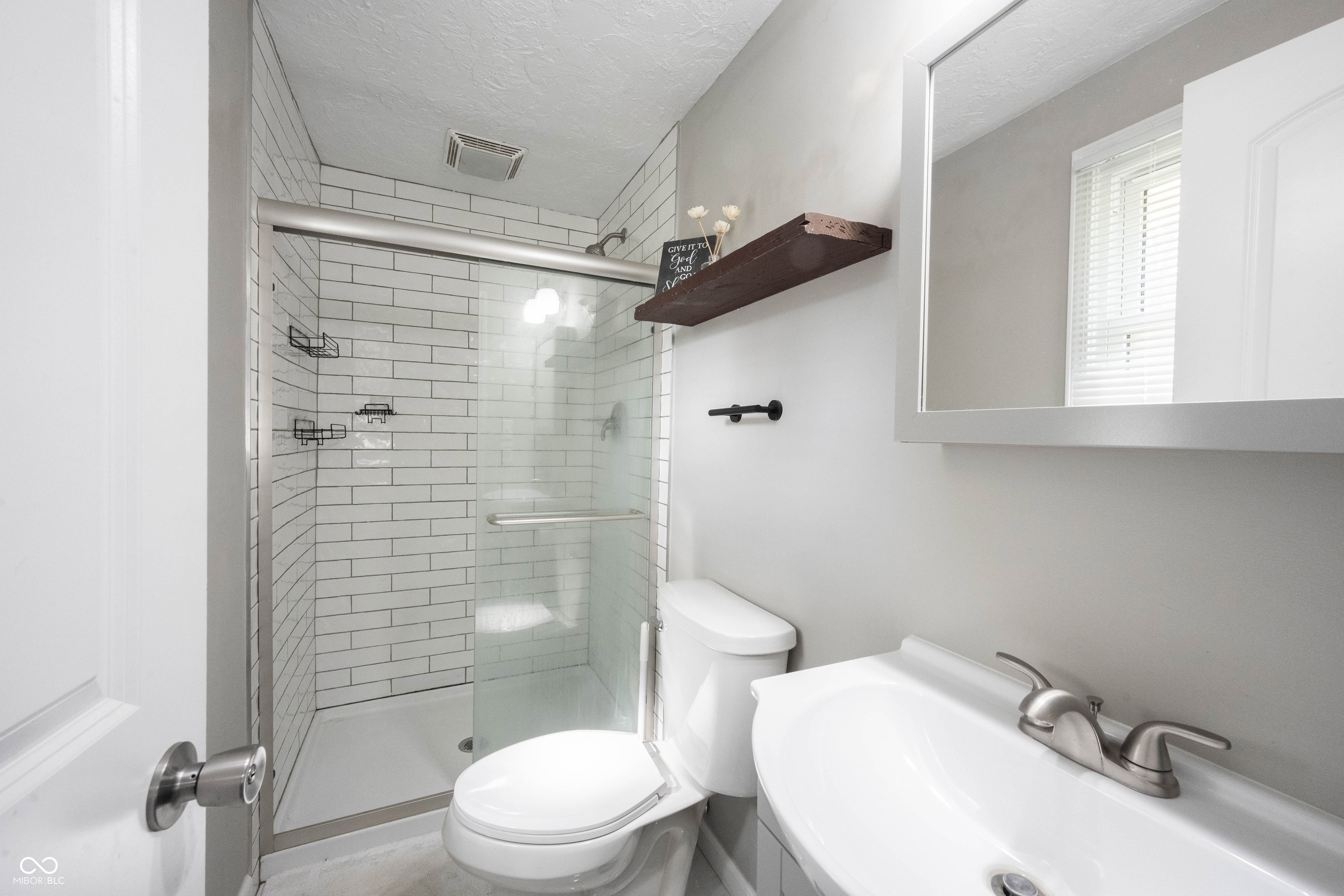 5595 S Cladwell Drive