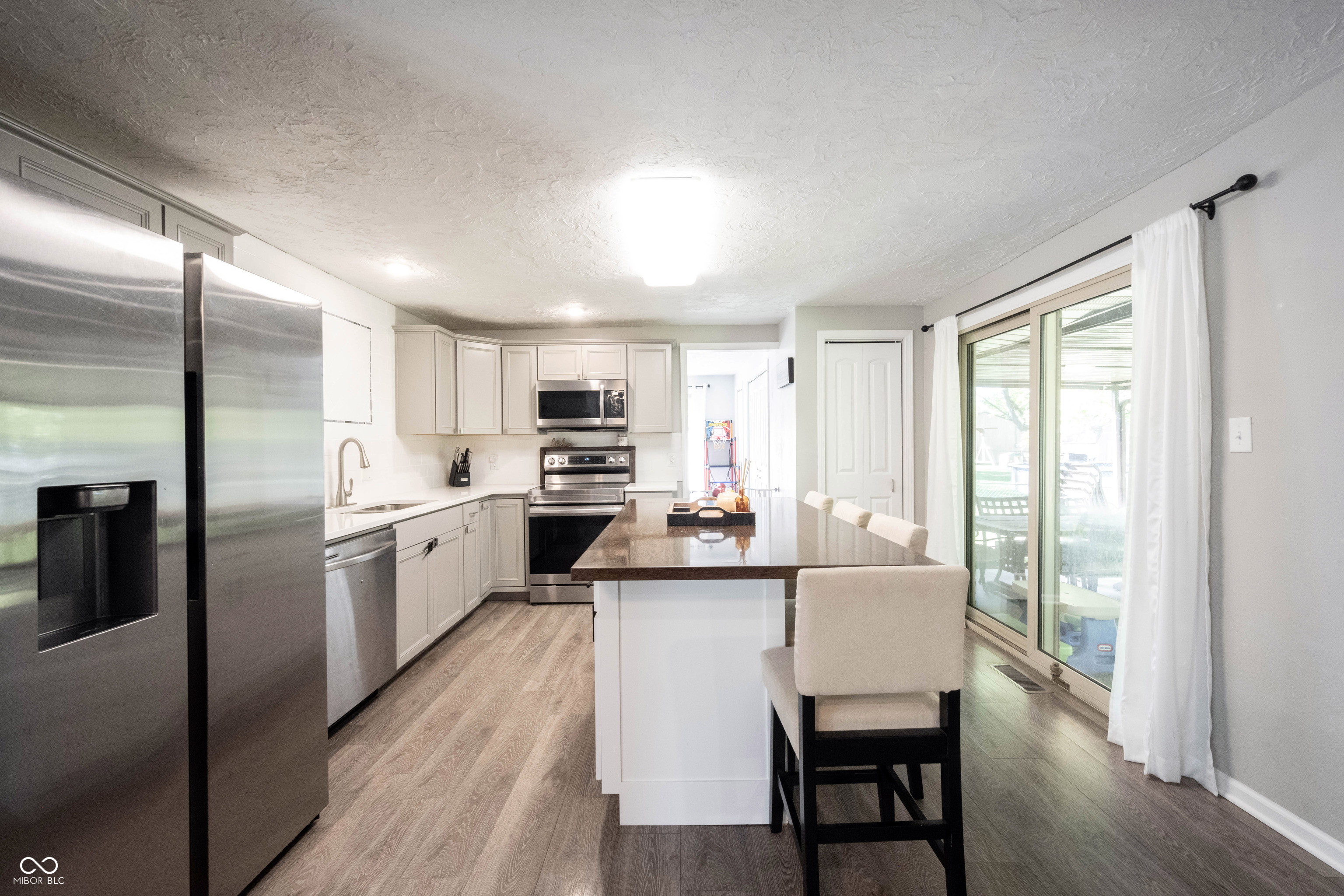 5595 S Cladwell Drive