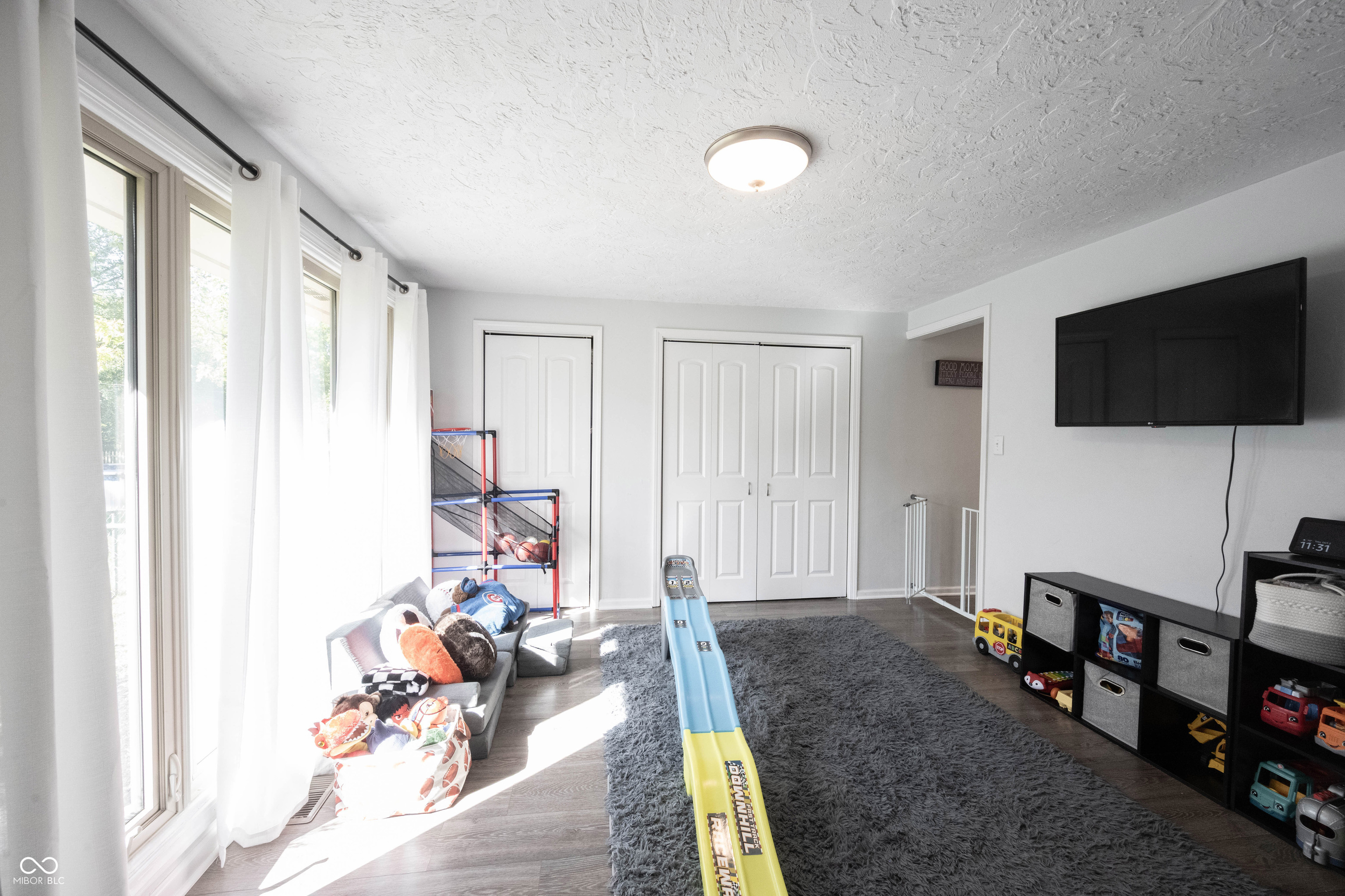 5595 S Cladwell Drive