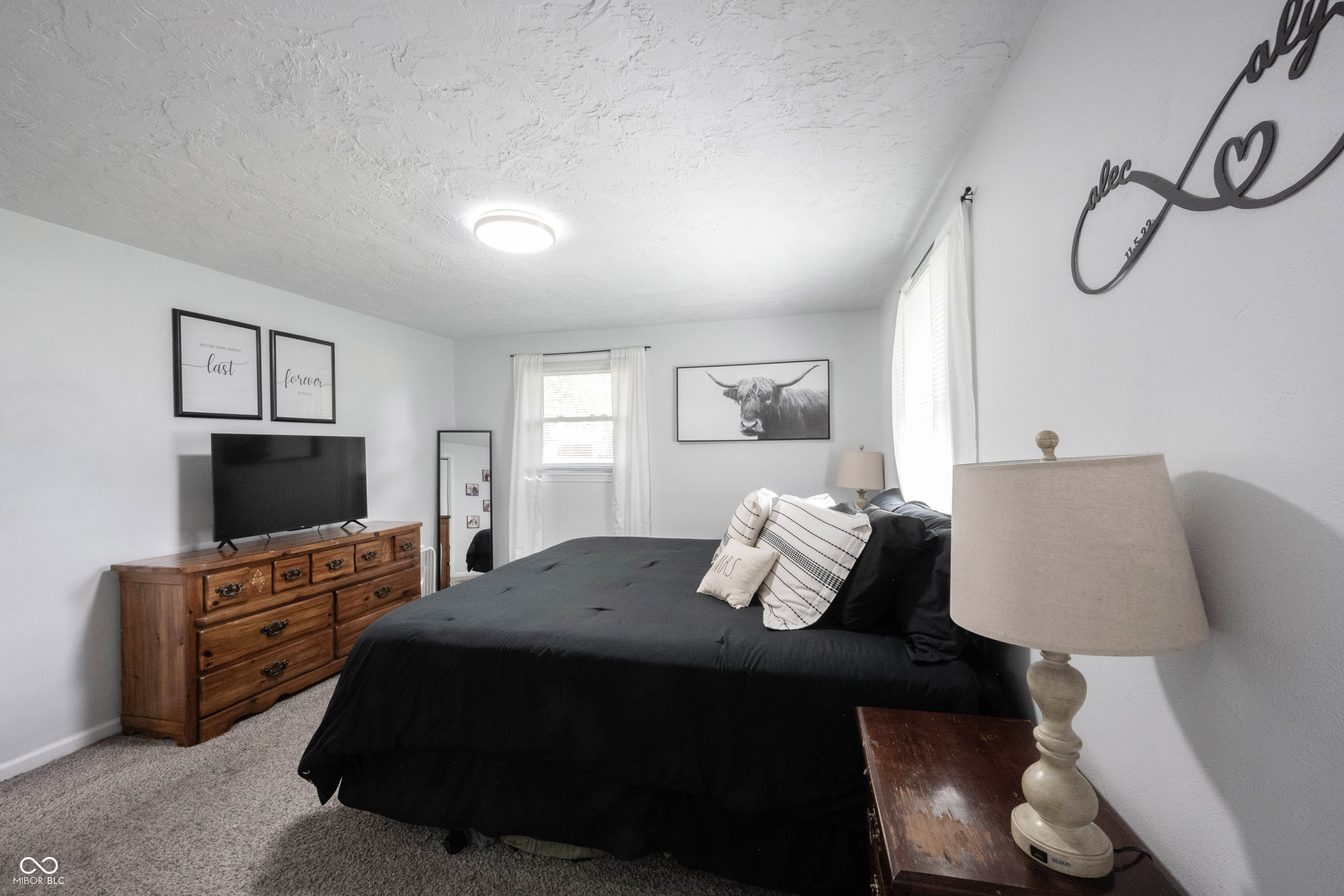 5595 S Cladwell Drive