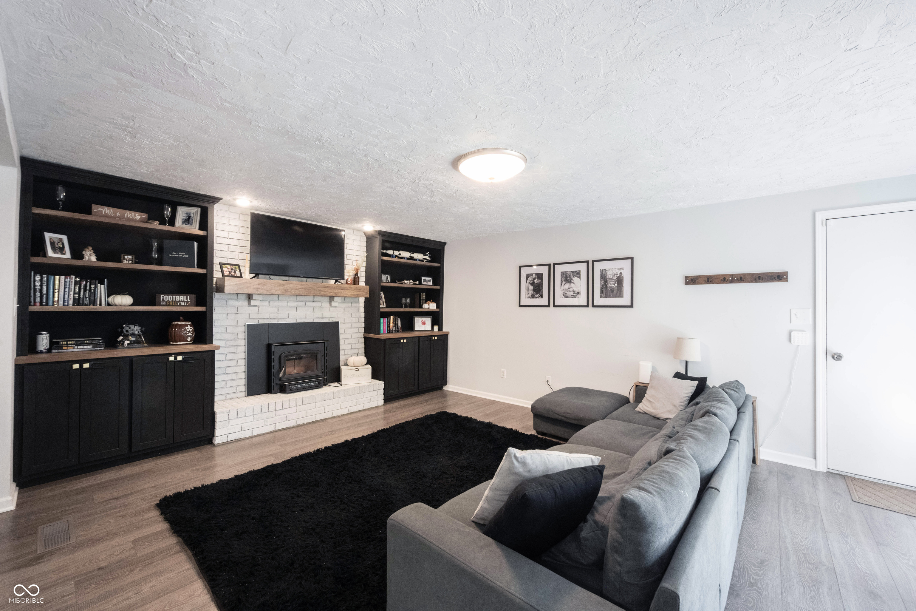 5595 S Cladwell Drive