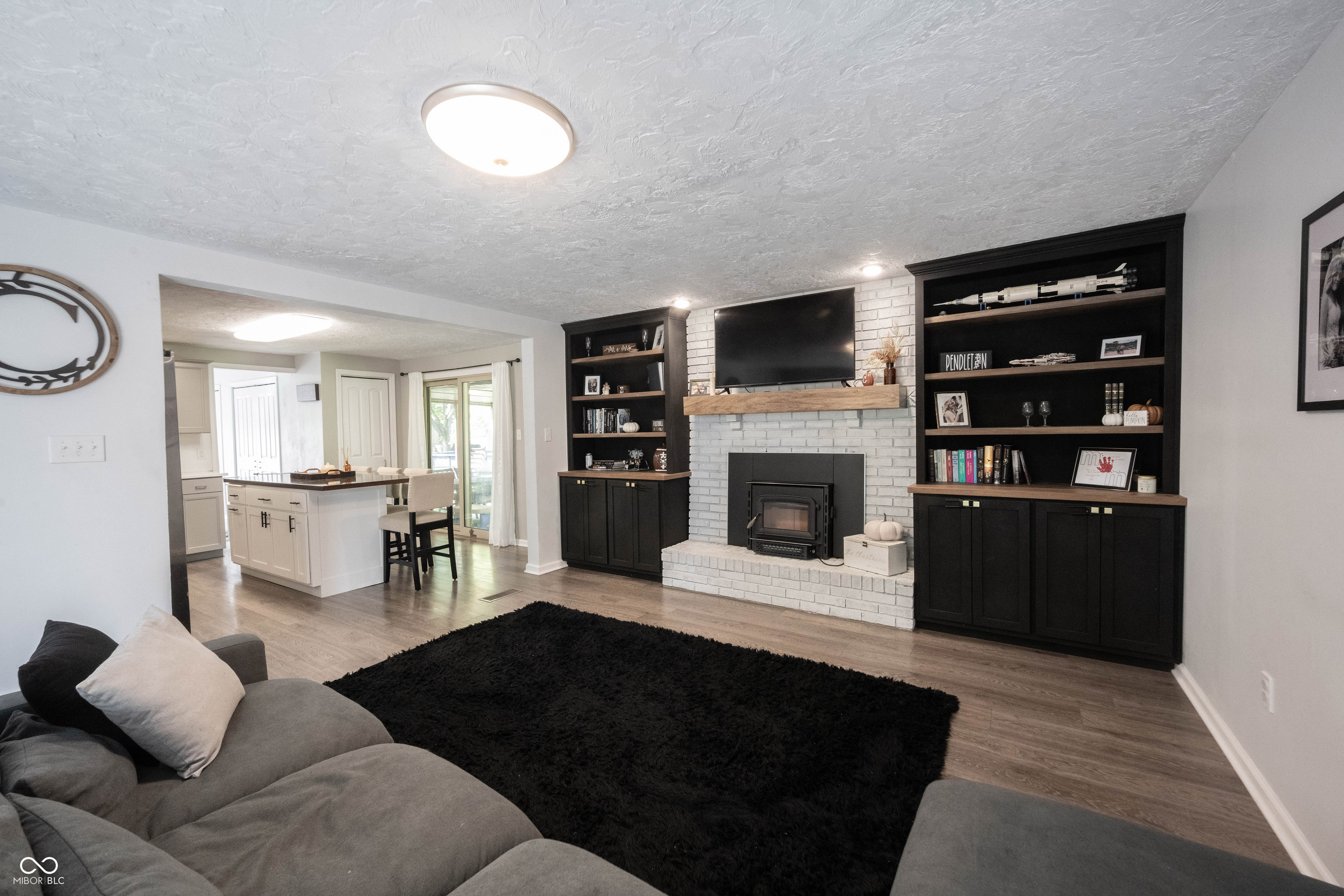 5595 S Cladwell Drive