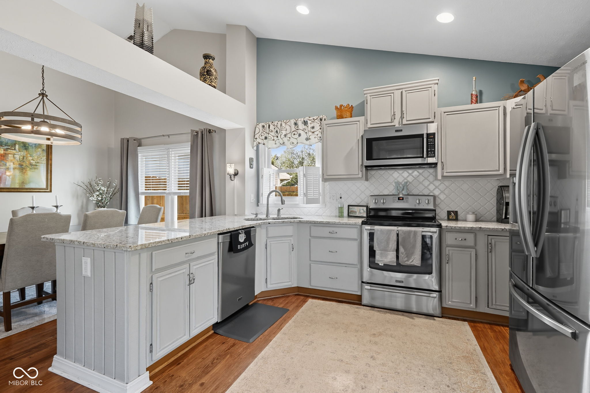 7876 Fisherman's Court