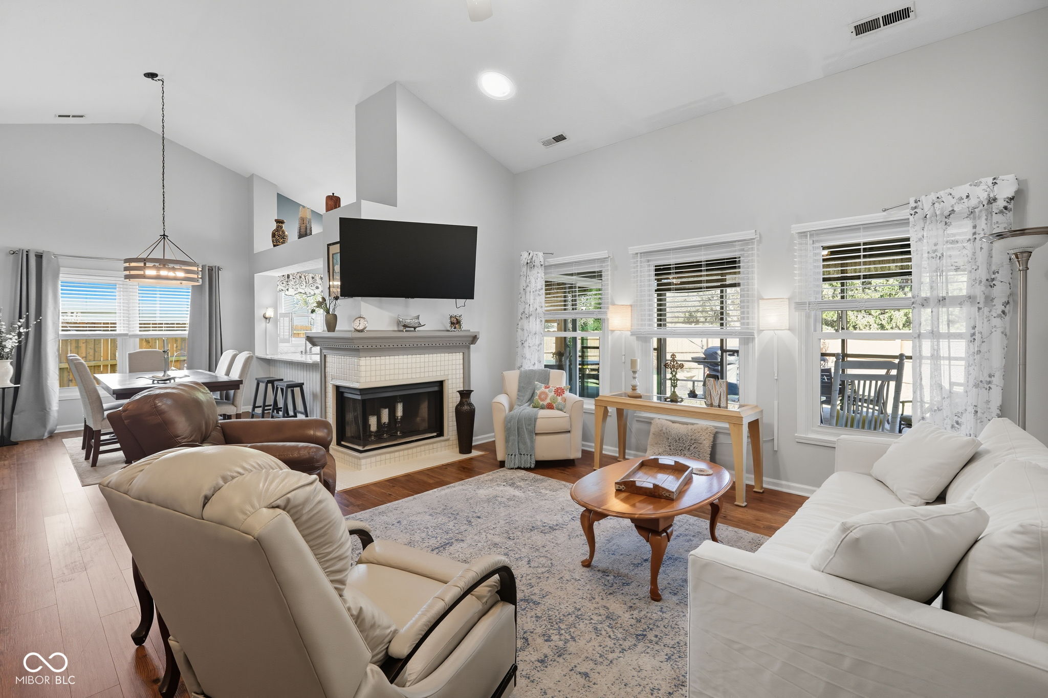 7876 Fisherman's Court